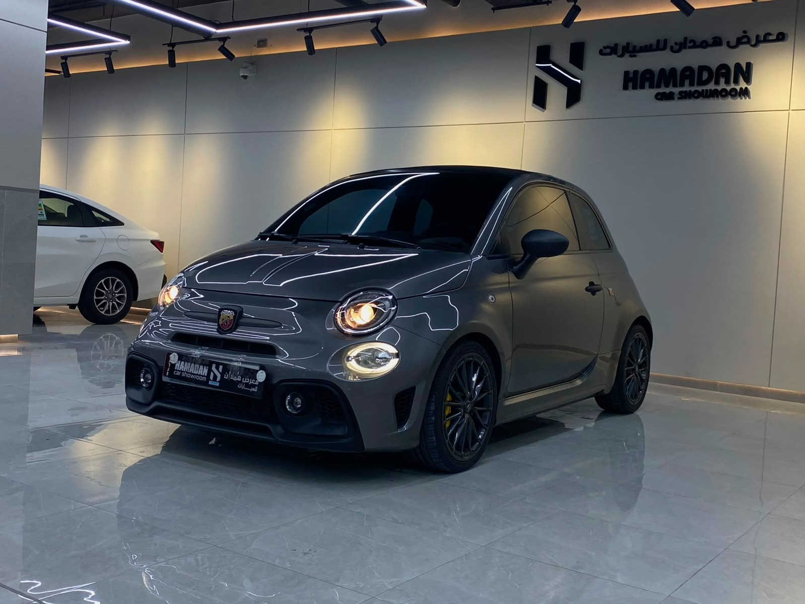 Fiat Abarth 695 2024 - Image 3