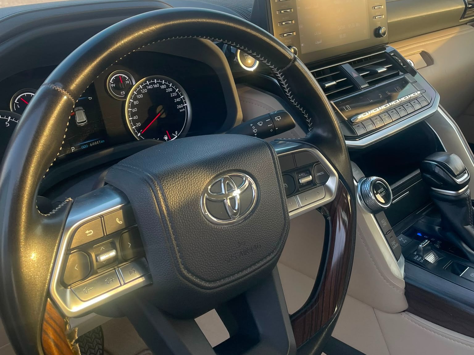 Toyota Land Cruiser GX 2024 - Image 4