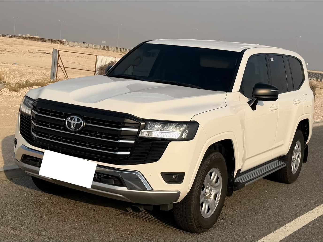 Toyota Land Cruiser GX 2023 - Image 2