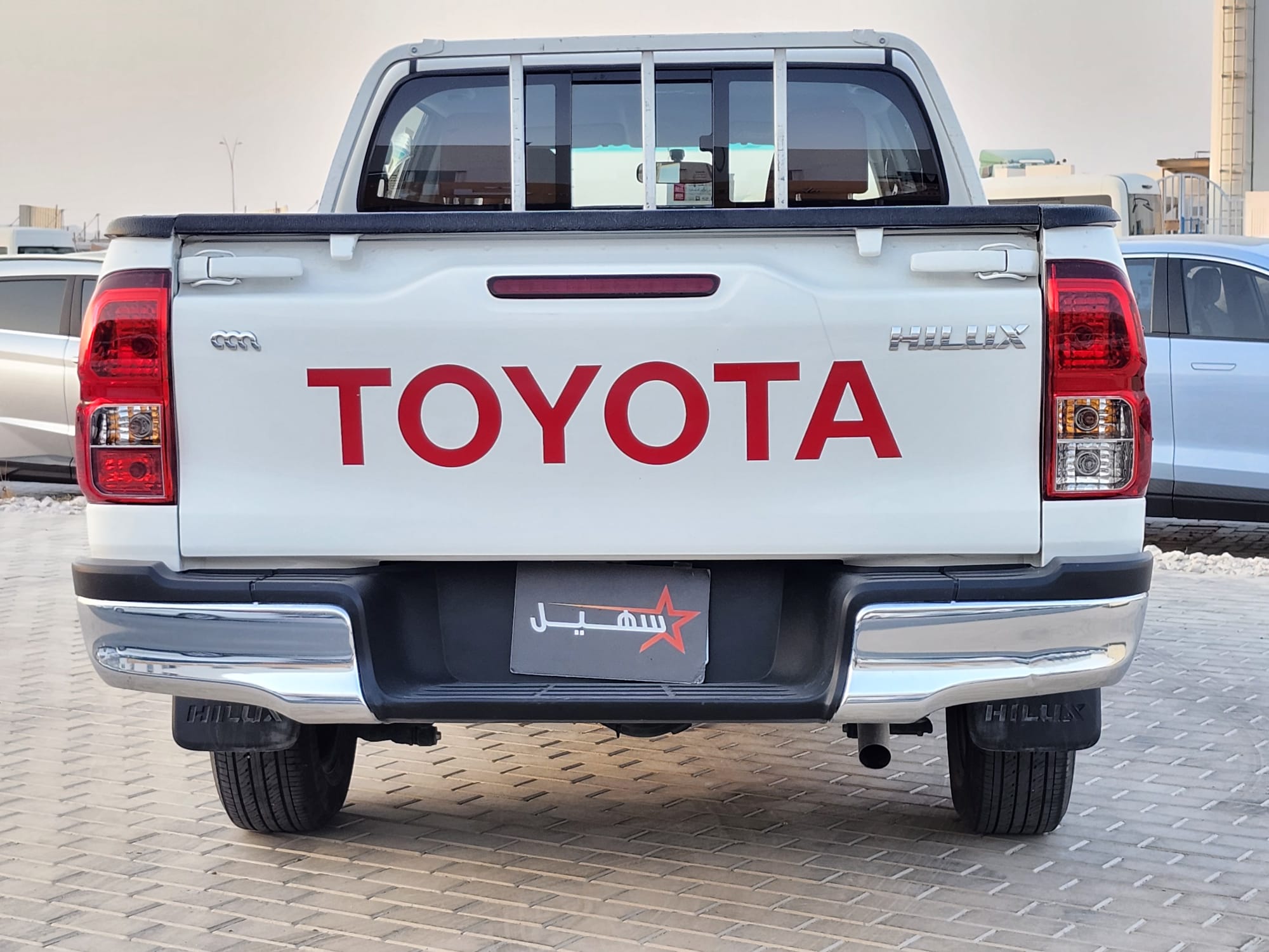 Toyota Hilux 2025 - Image 4