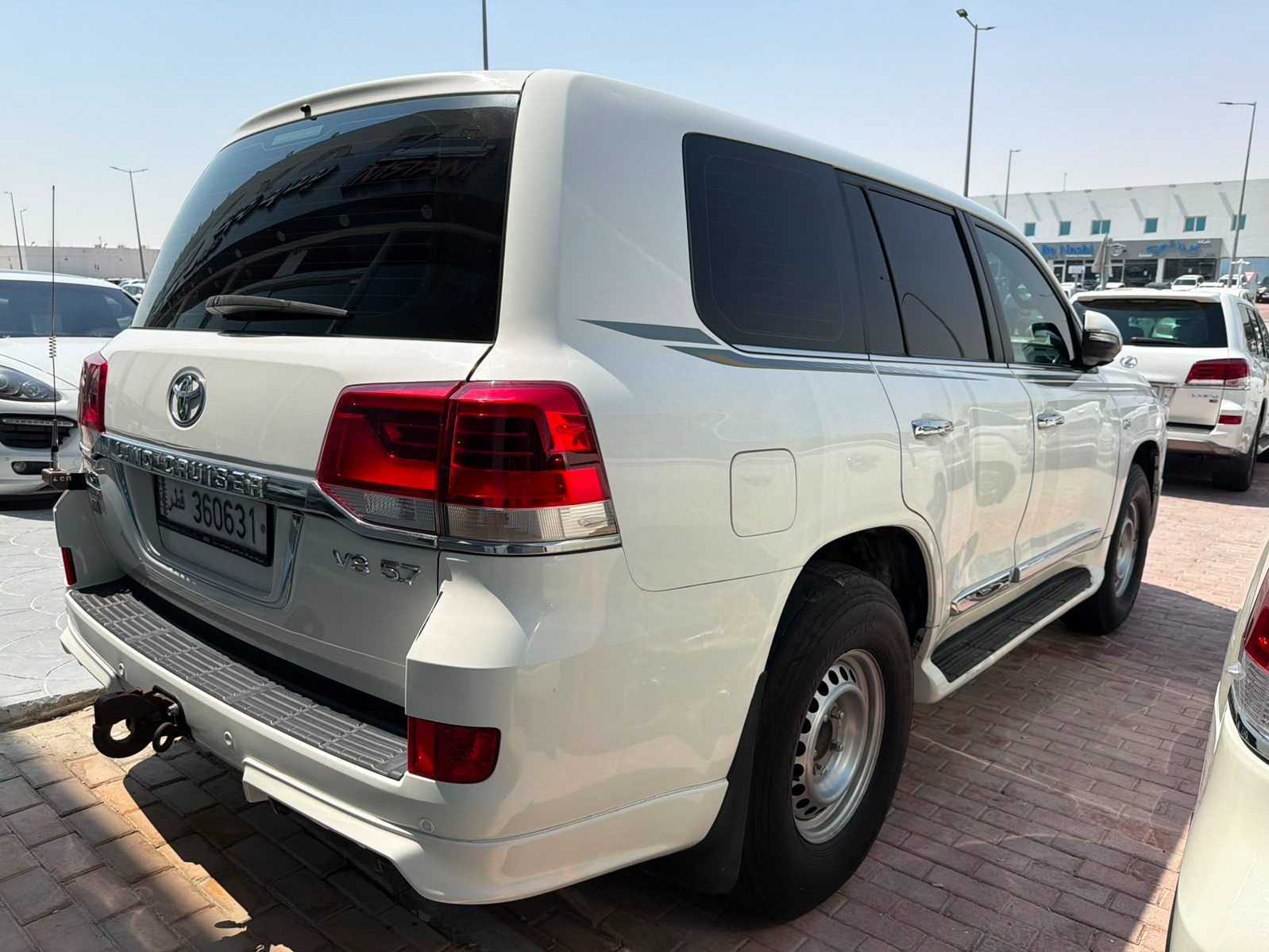 Toyota Land Cruiser VX.R 2020 - Image 4