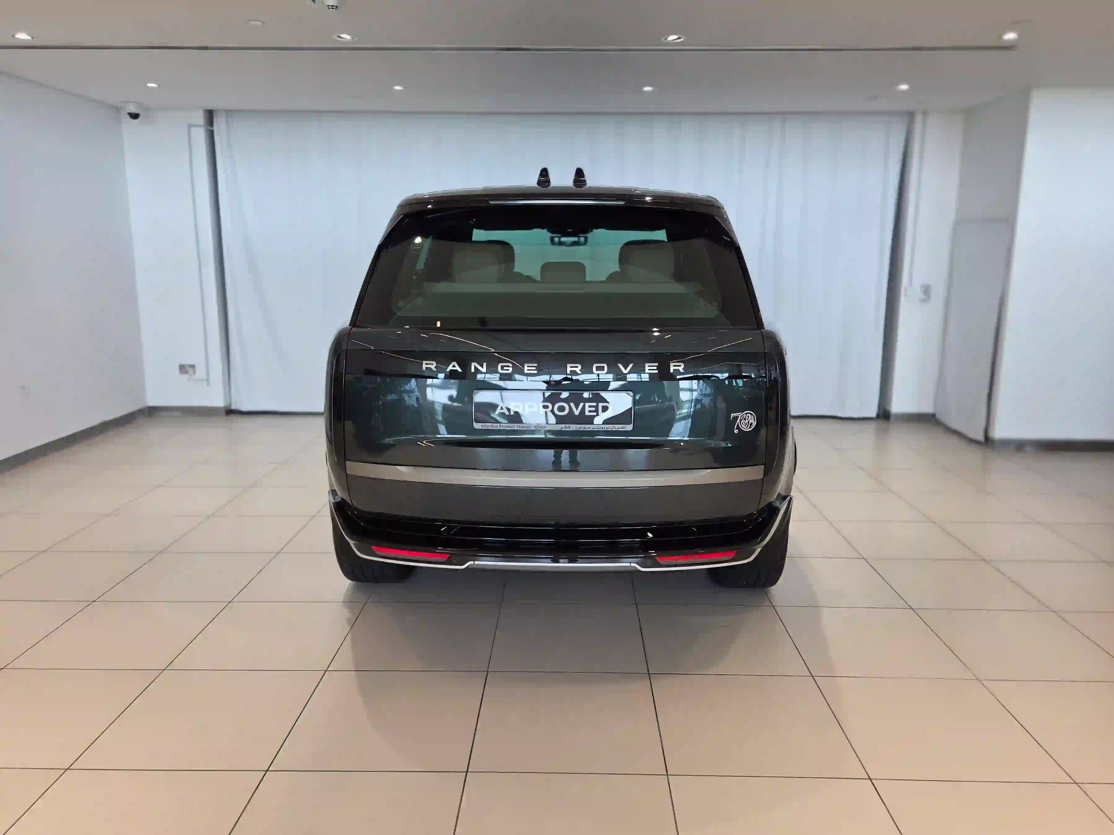 Land Rover Range Rover Vogue SE 2026 - Image 2