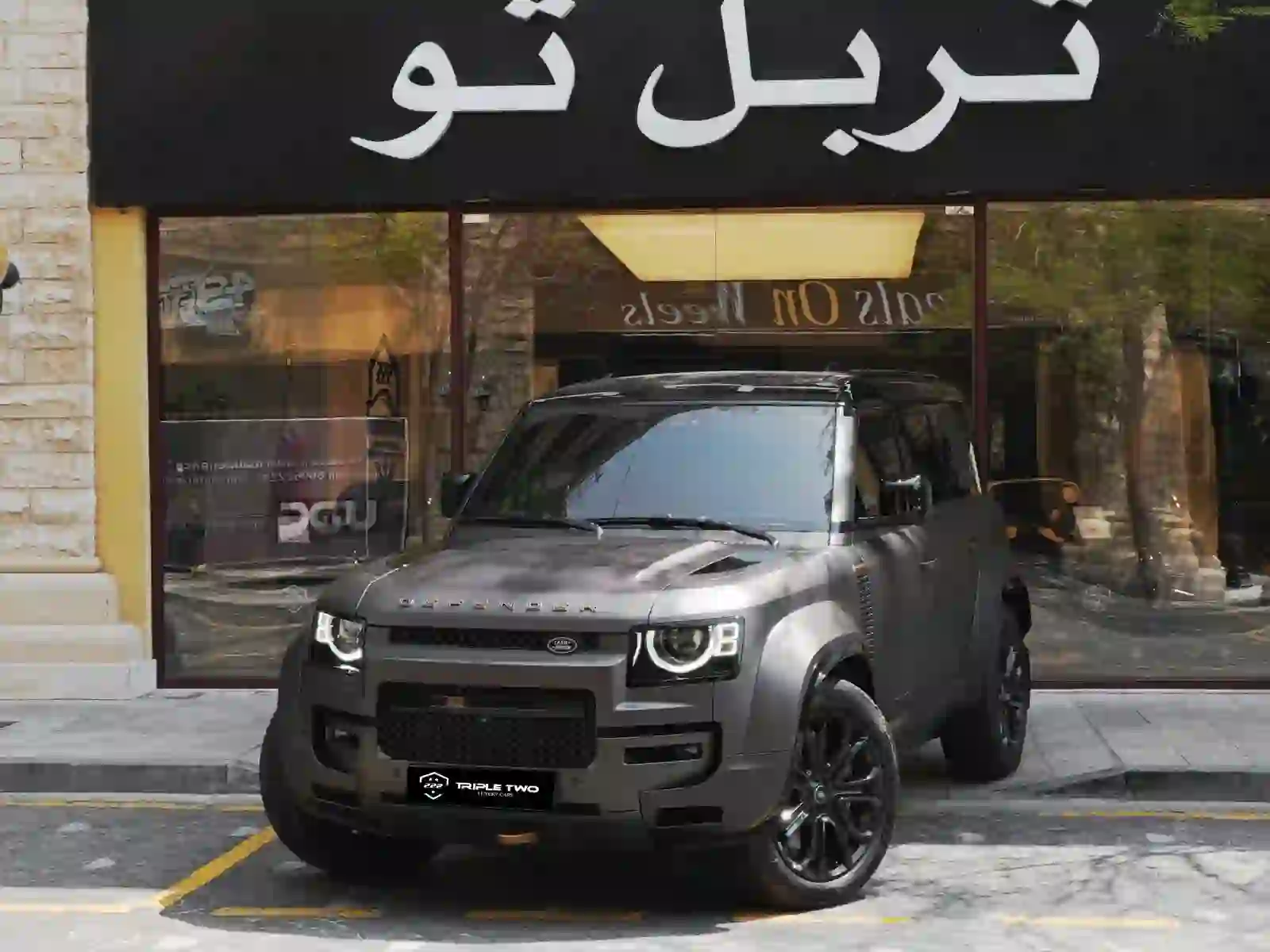 Land Rover Defender OCTA 2025