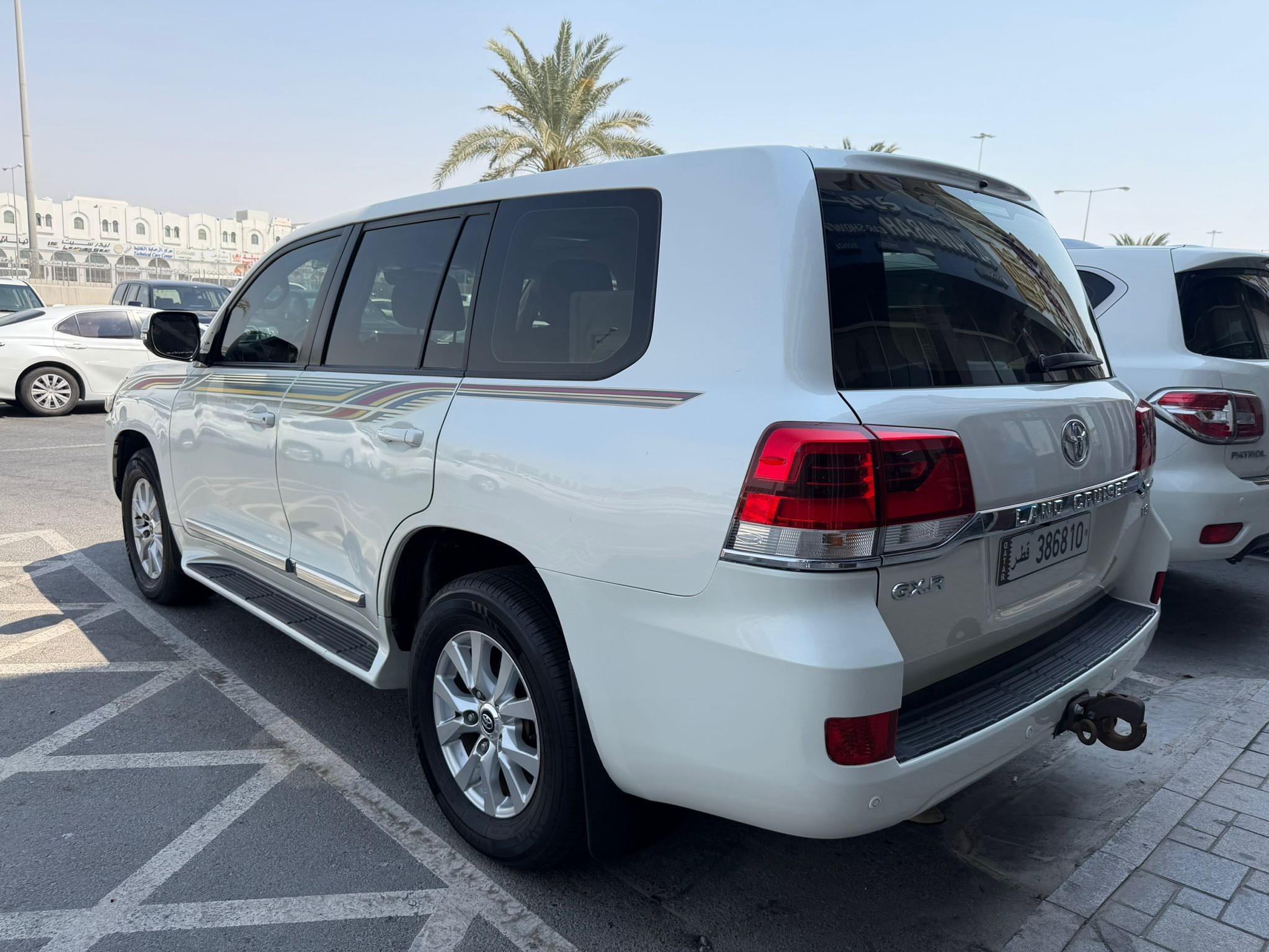 Toyota Land Cruiser GXR v6 2017 - Image 4