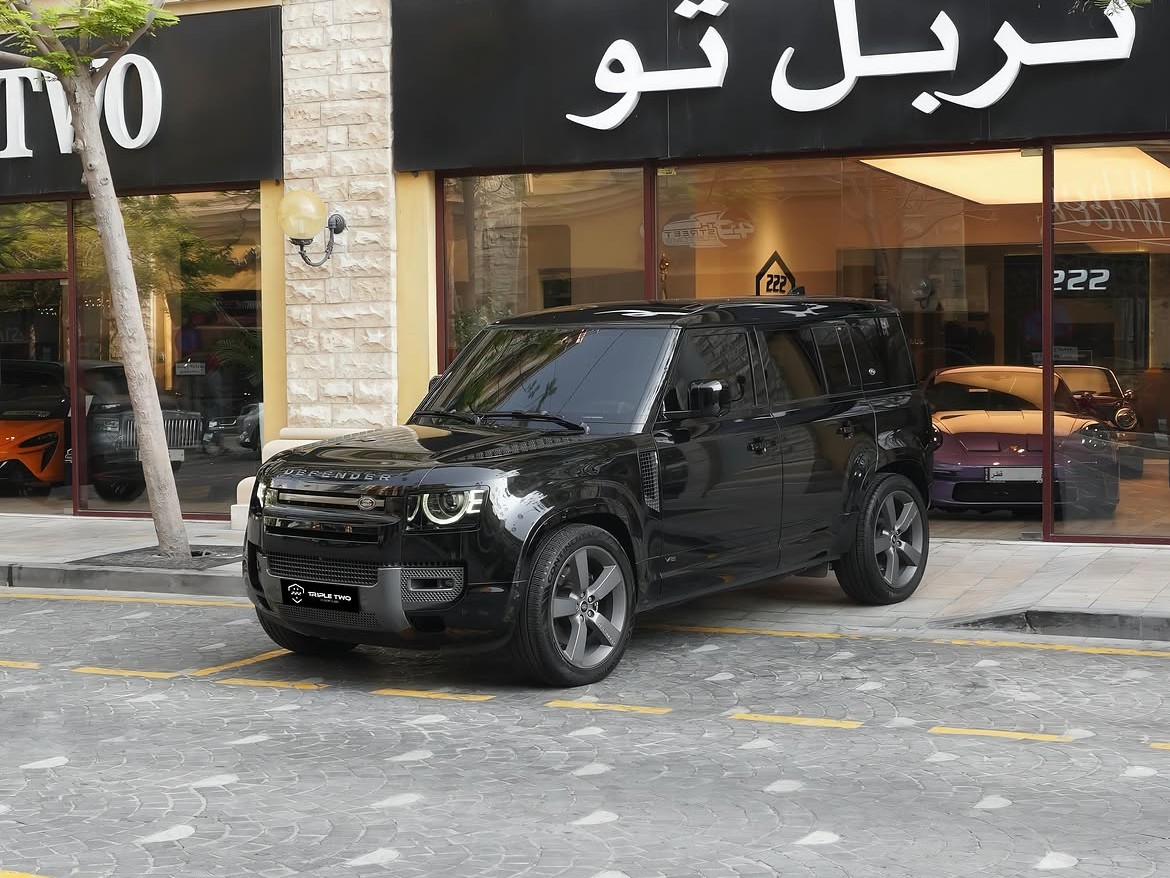 Land Rover Defender 110 HSE V8 2023