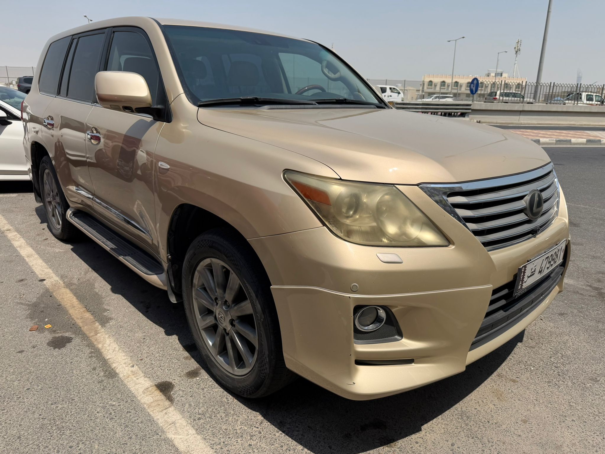 Lexus LX 570 2011