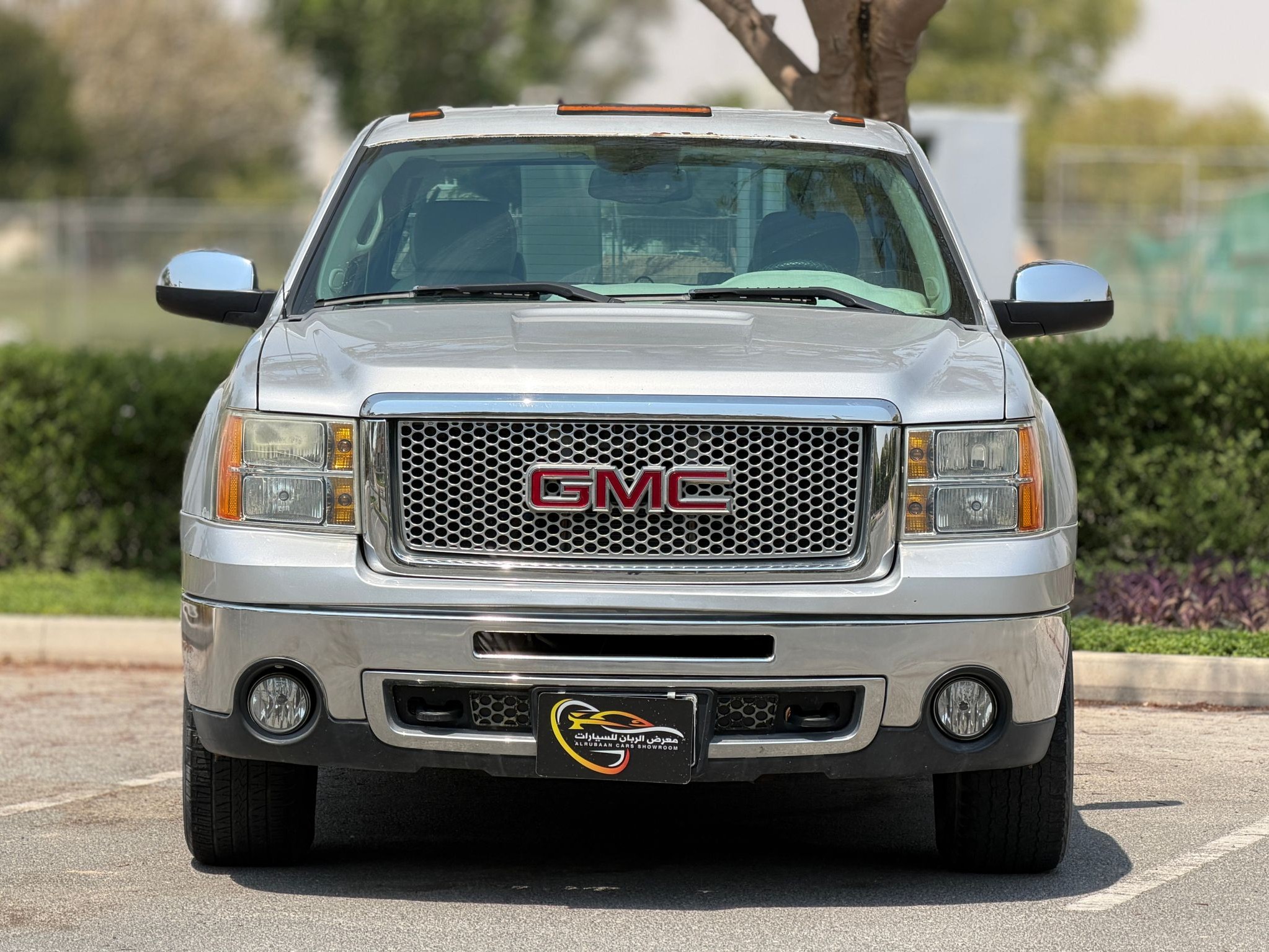 GMC Sierra 1500 2013 - Image 2