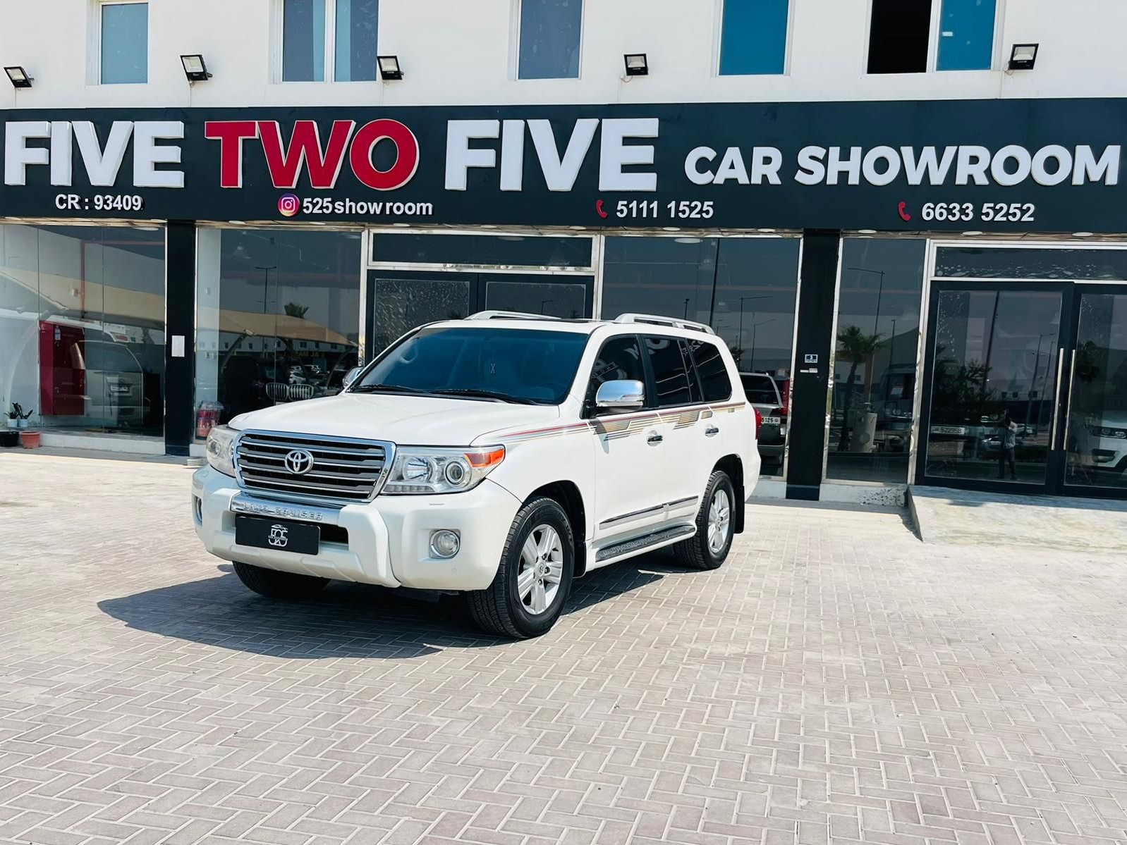 Toyota Land Cruiser GXR v8 2014 - Image 3