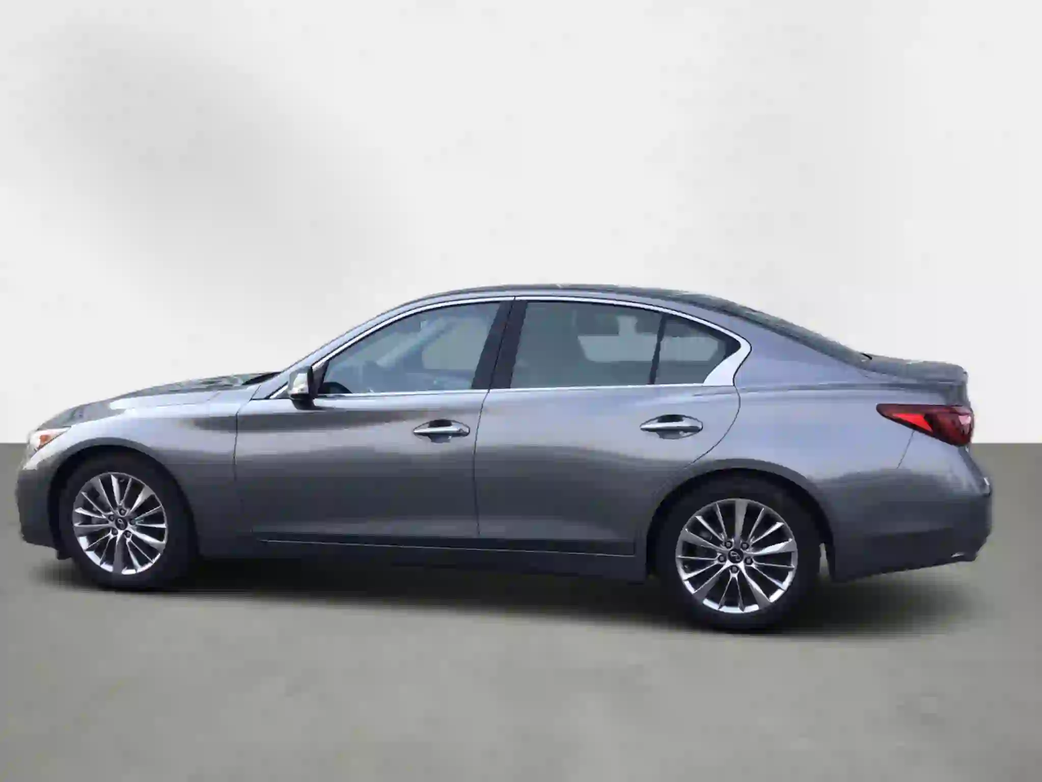 Infiniti Q50 2024 - Image 3