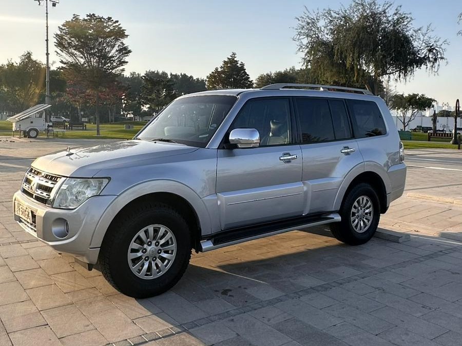 Mitsubishi Pajero 3.5 2013 - Image 2