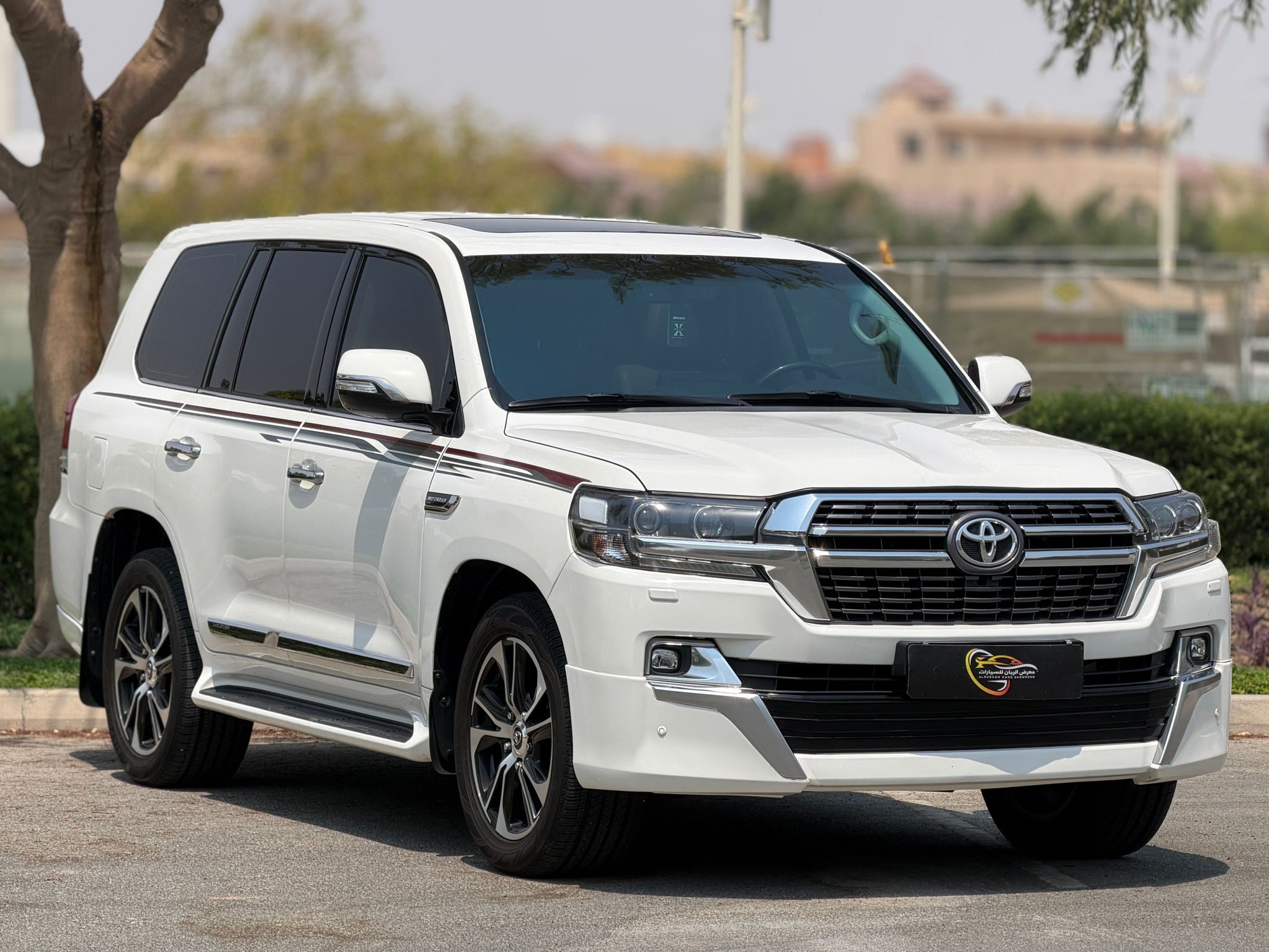 Toyota Land Cruiser GXR Grand Touring 2021