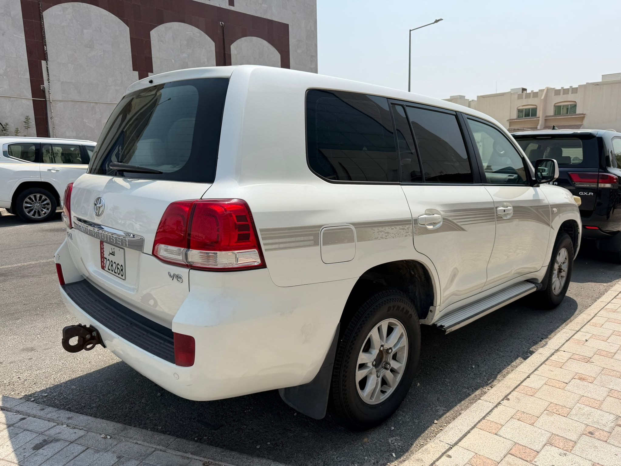 Toyota Land Cruiser GXR v6 2008 - Image 4