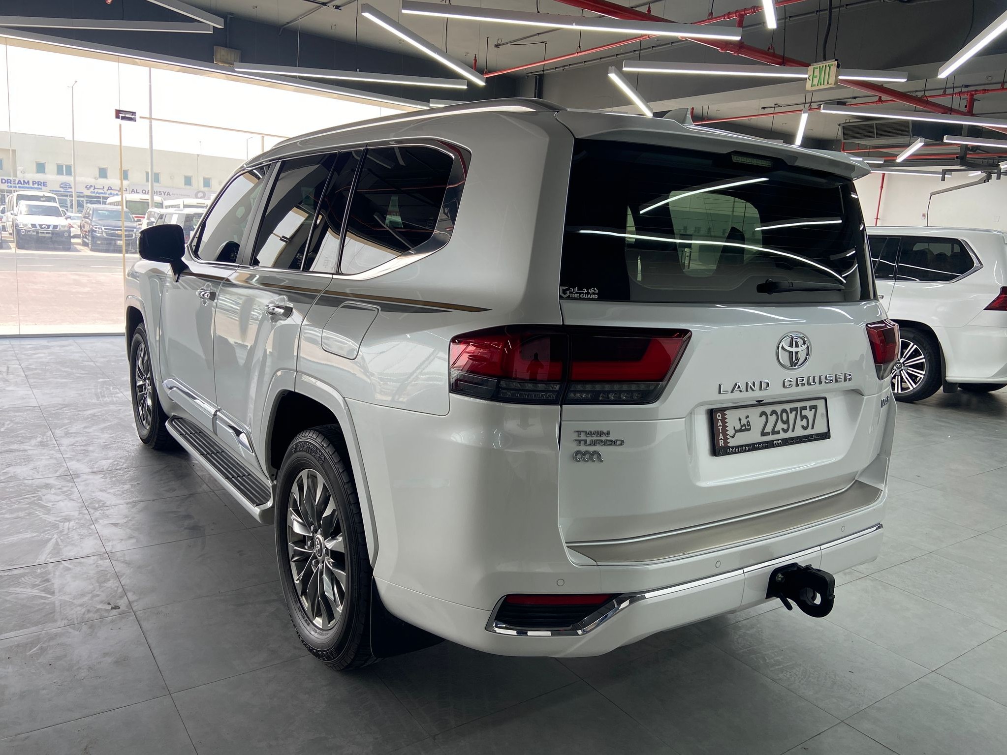 Toyota Land Cruiser VX.R 2022 - Image 3