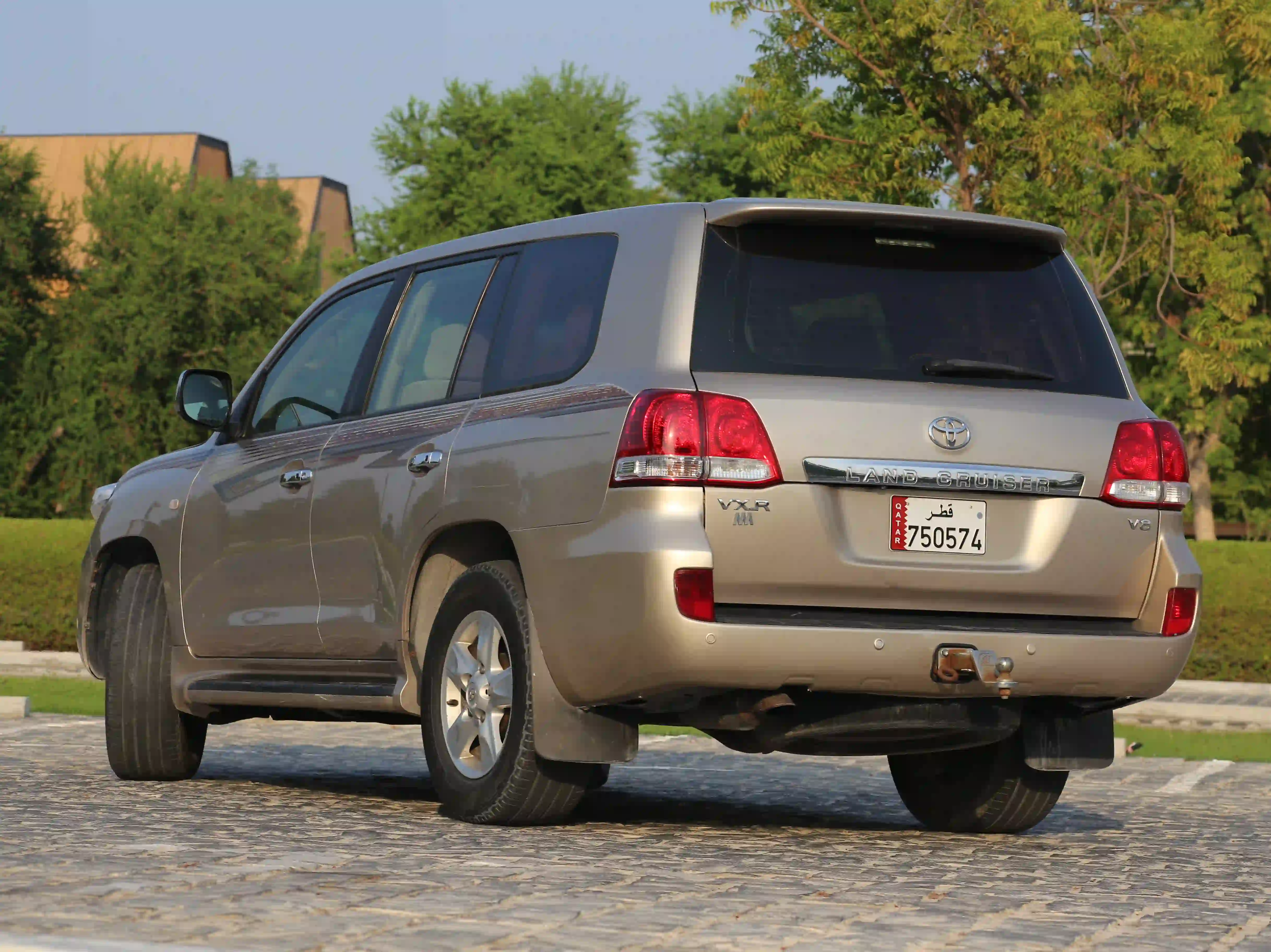 Toyota Land Cruiser VX.R 2010 - Image 2