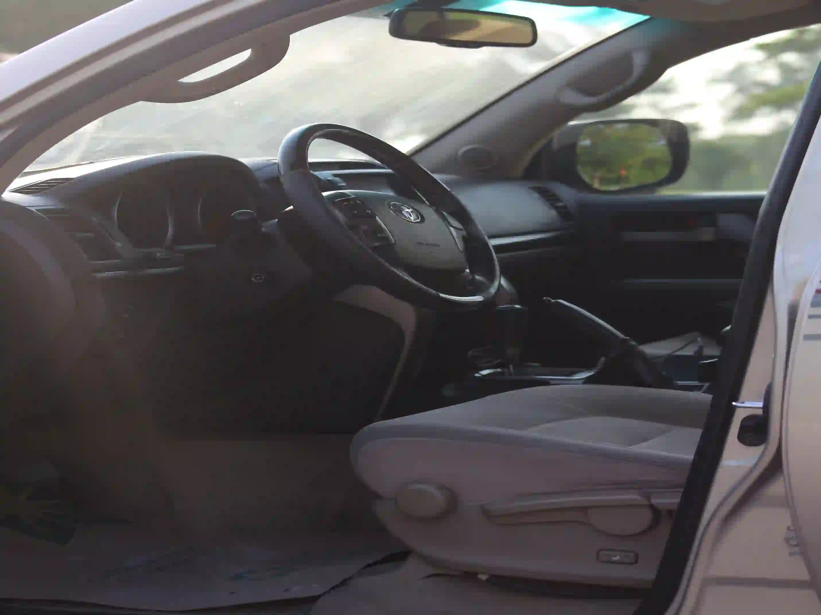 Toyota Land Cruiser VX.R 2010 - Image 3