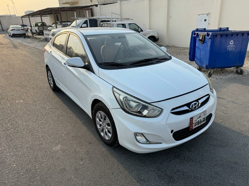 Hyundai Accent 2017 - Image 2