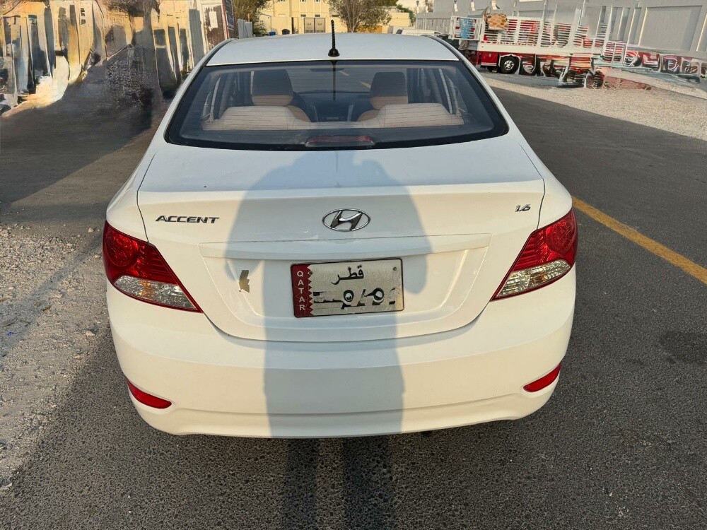 Hyundai Accent 2017 - Image 4