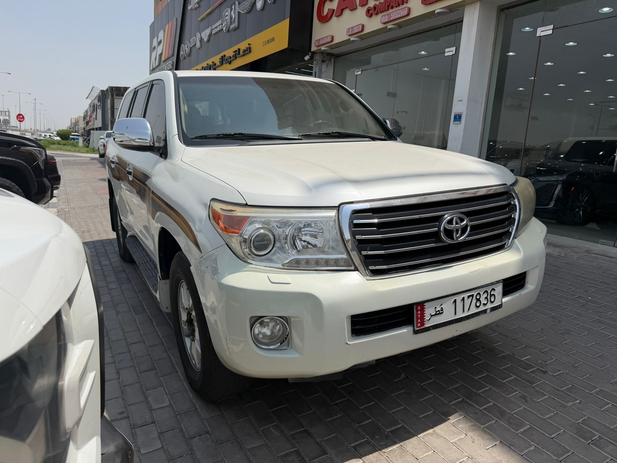 Toyota Land Cruiser GXR v8 2012