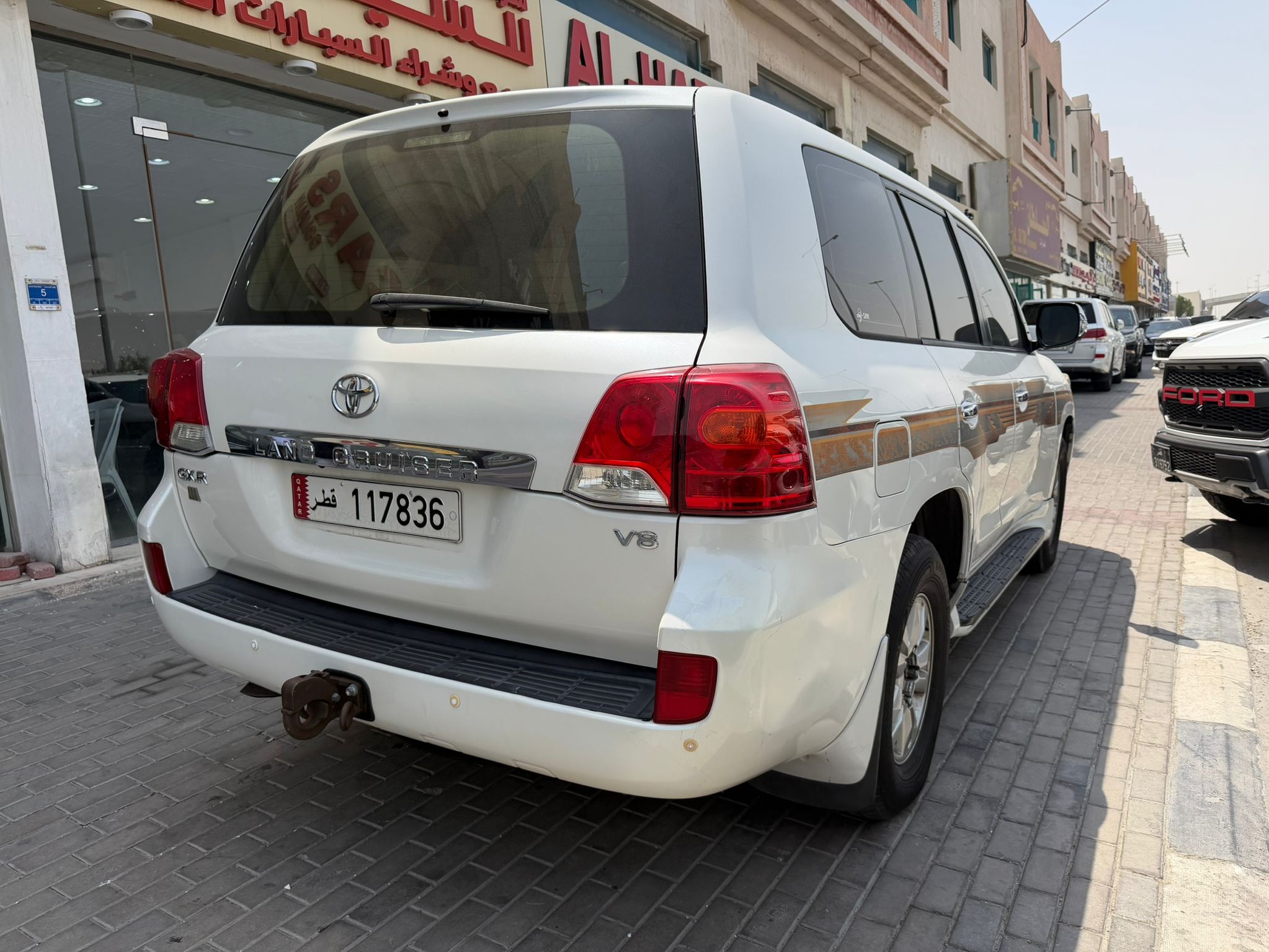 Toyota Land Cruiser GXR v8 2012 - Image 4