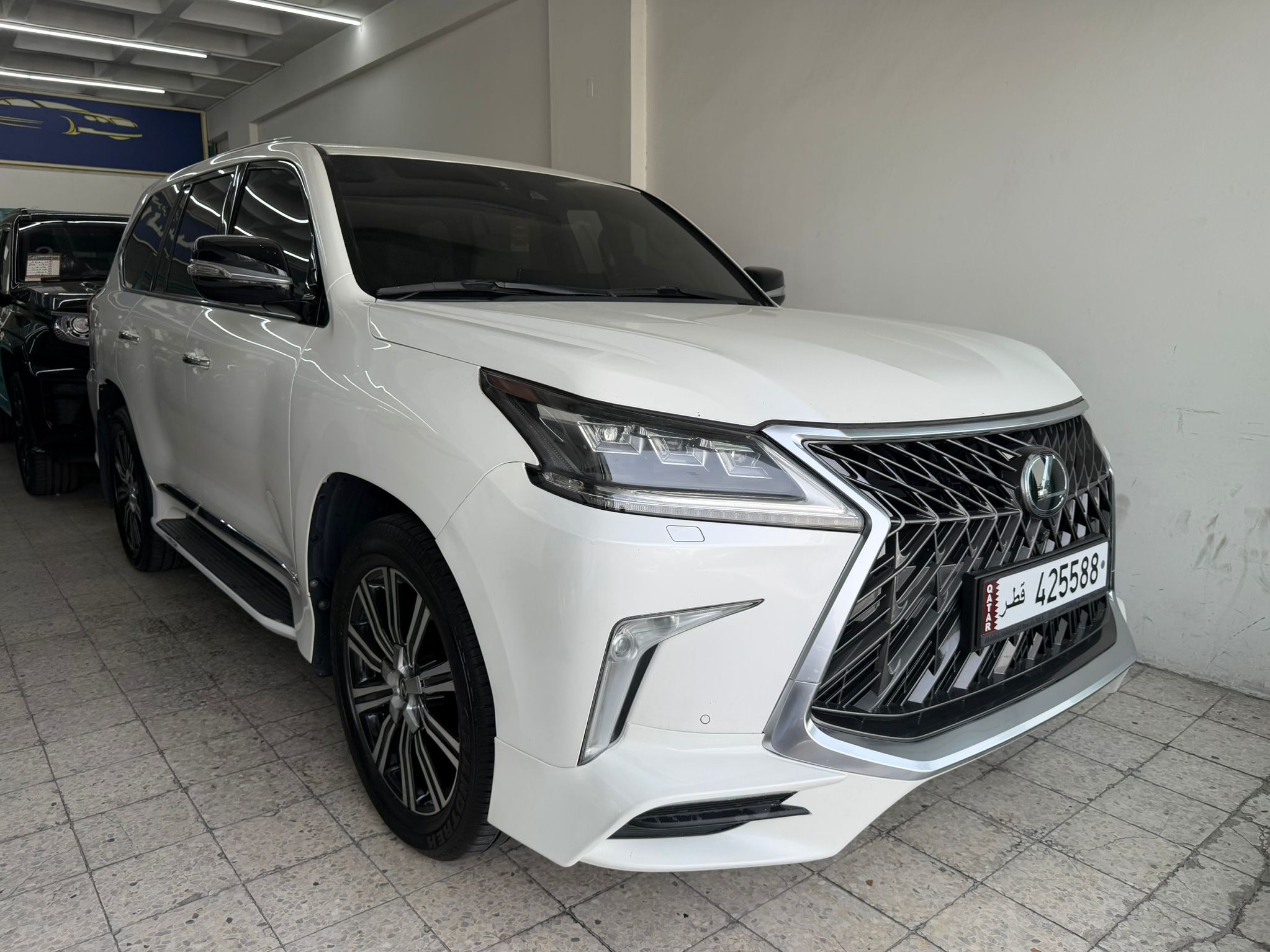 Lexus LX 570 2016