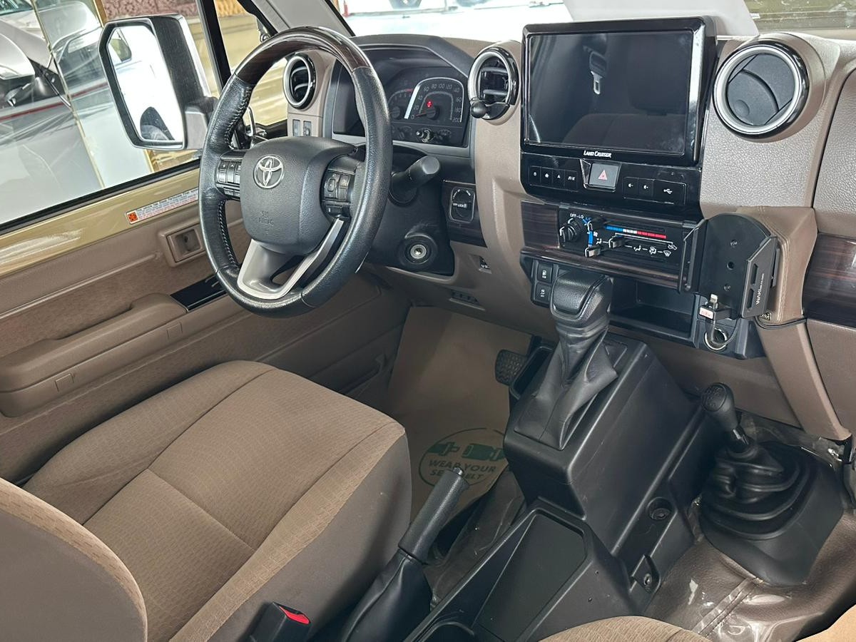 Toyota Land Cruiser LX Diesel 2024 - Image 2