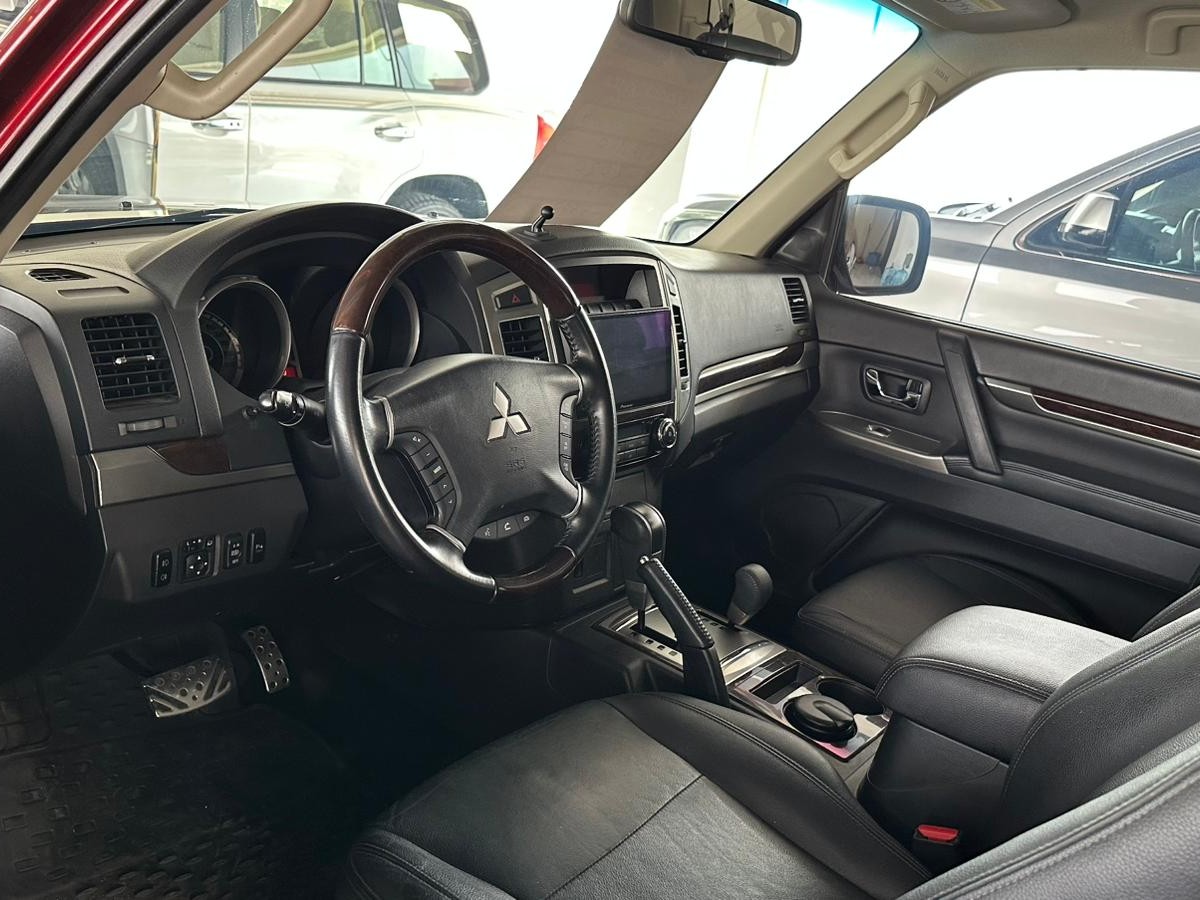 Mitsubishi Pajero 3.8 2020 - Image 3