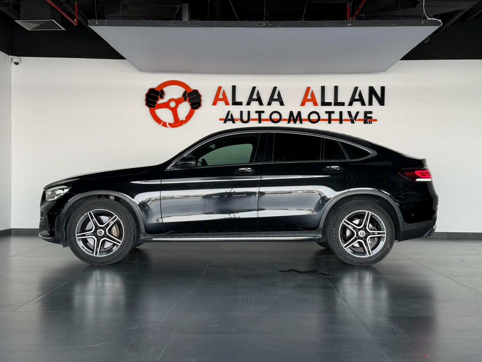 Mercedes-Benz GLC  200 2020 - Image 3