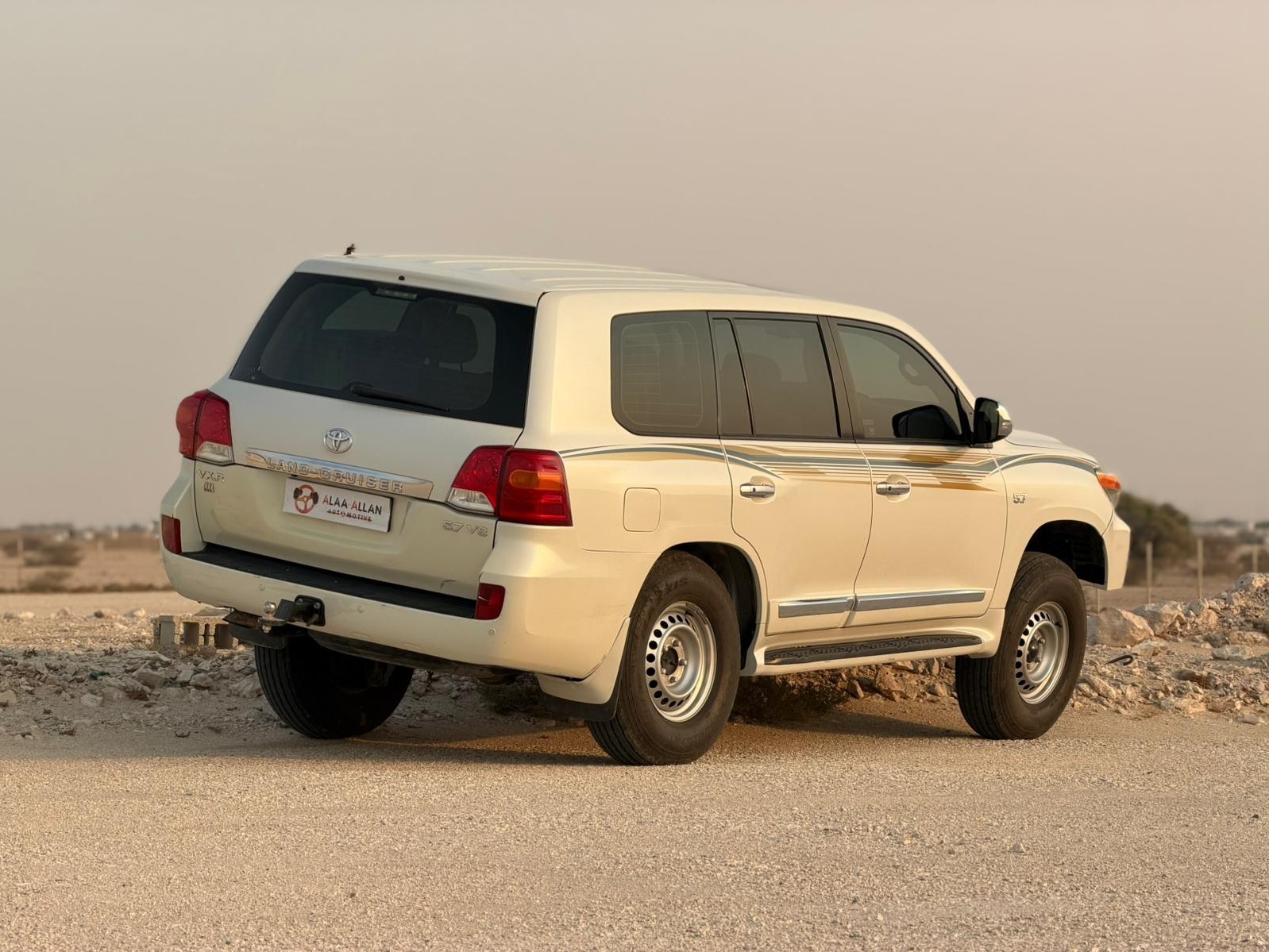 Toyota Land Cruiser VX.R 2015 - Image 4