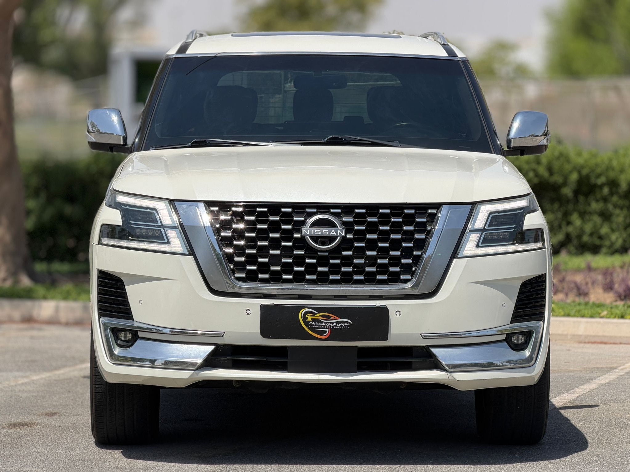 Nissan Patrol  Platinum 2015 - Image 2