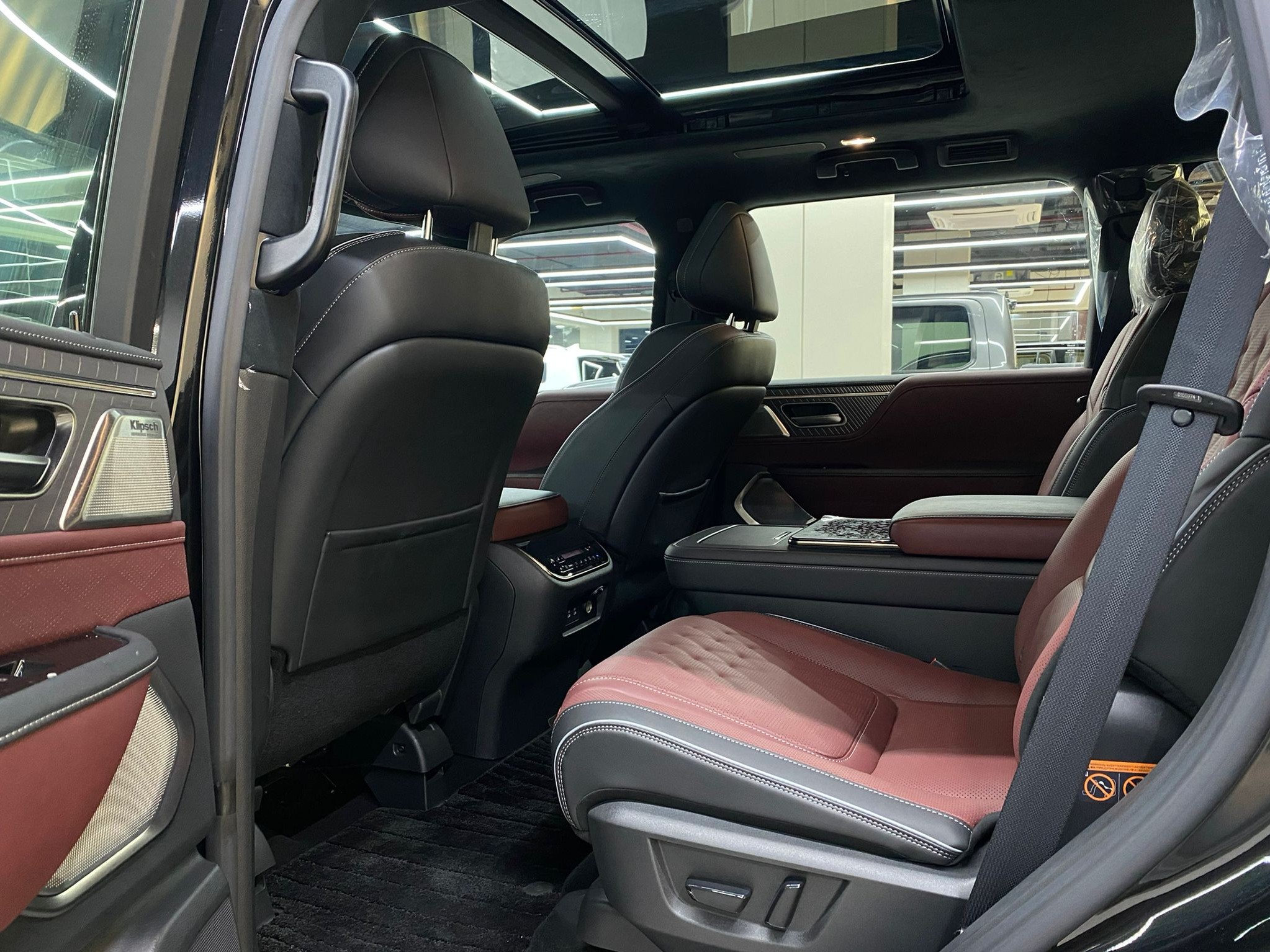 Infiniti QX 80 2025 - Image 4