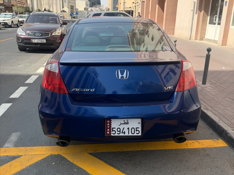 Honda Accord 2010 - Image 4