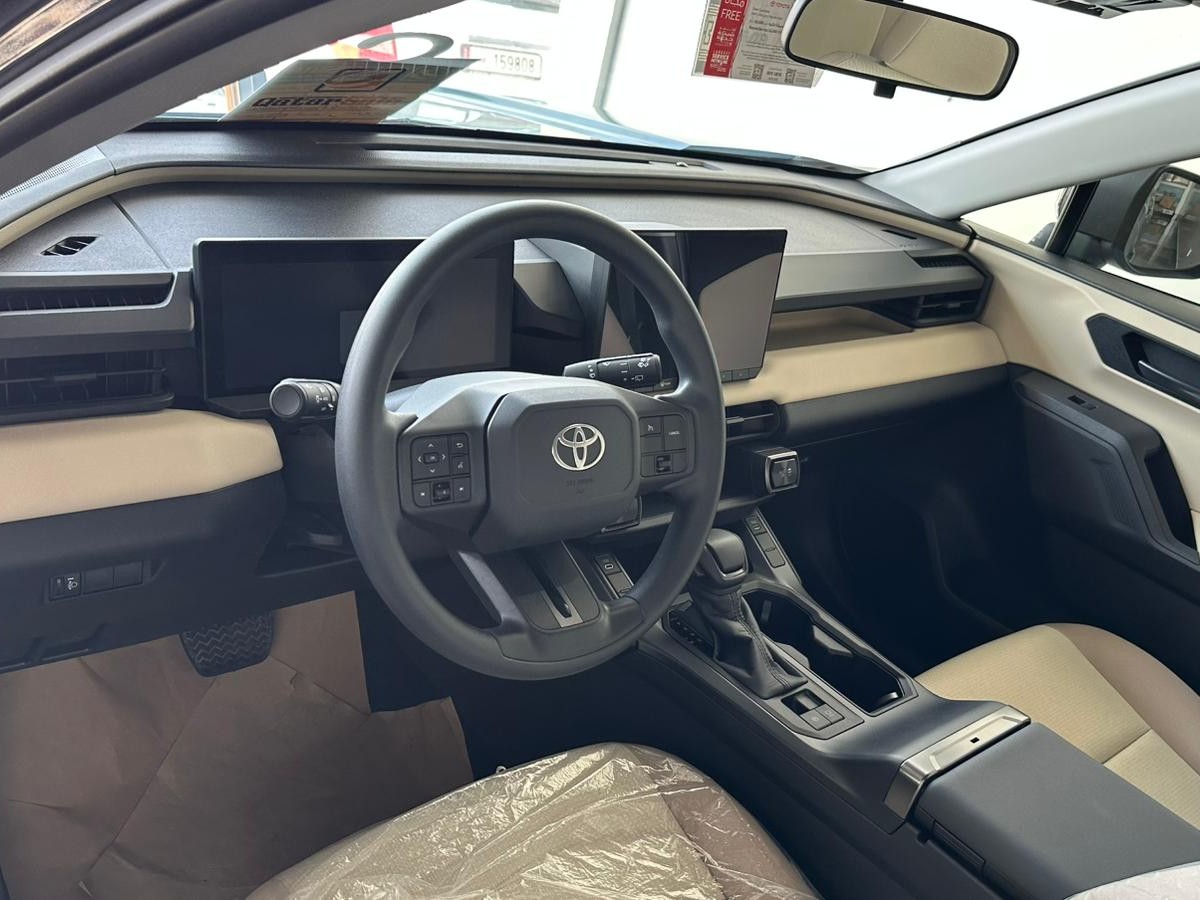 Toyota RAV4 LE HYBRID 2026 - Image 2
