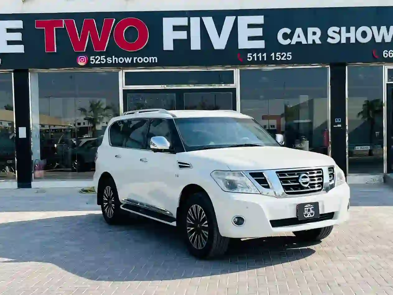 Nissan Patrol  Platinum 2014