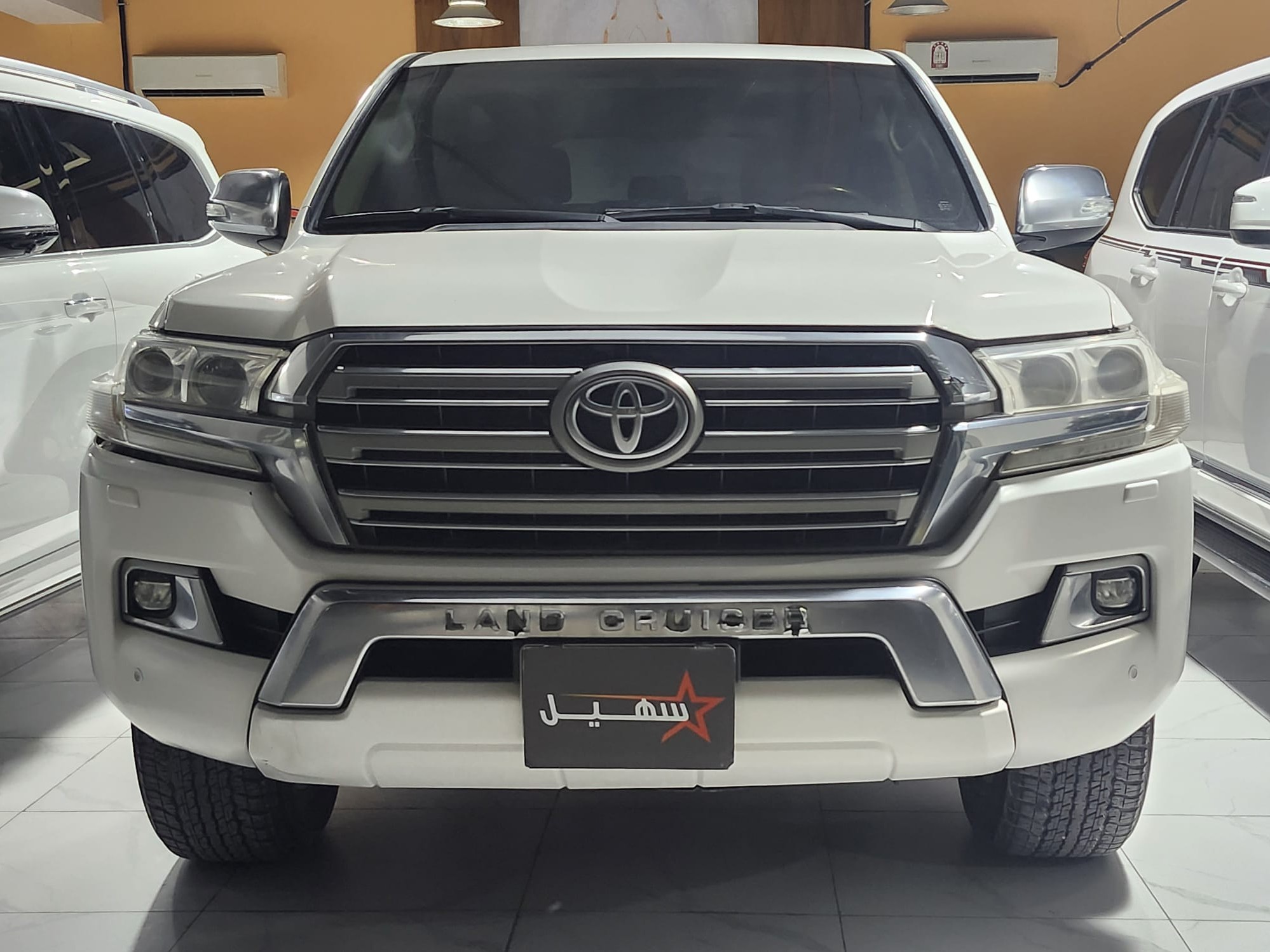 Toyota Land Cruiser GXR v8 2016 - Image 2
