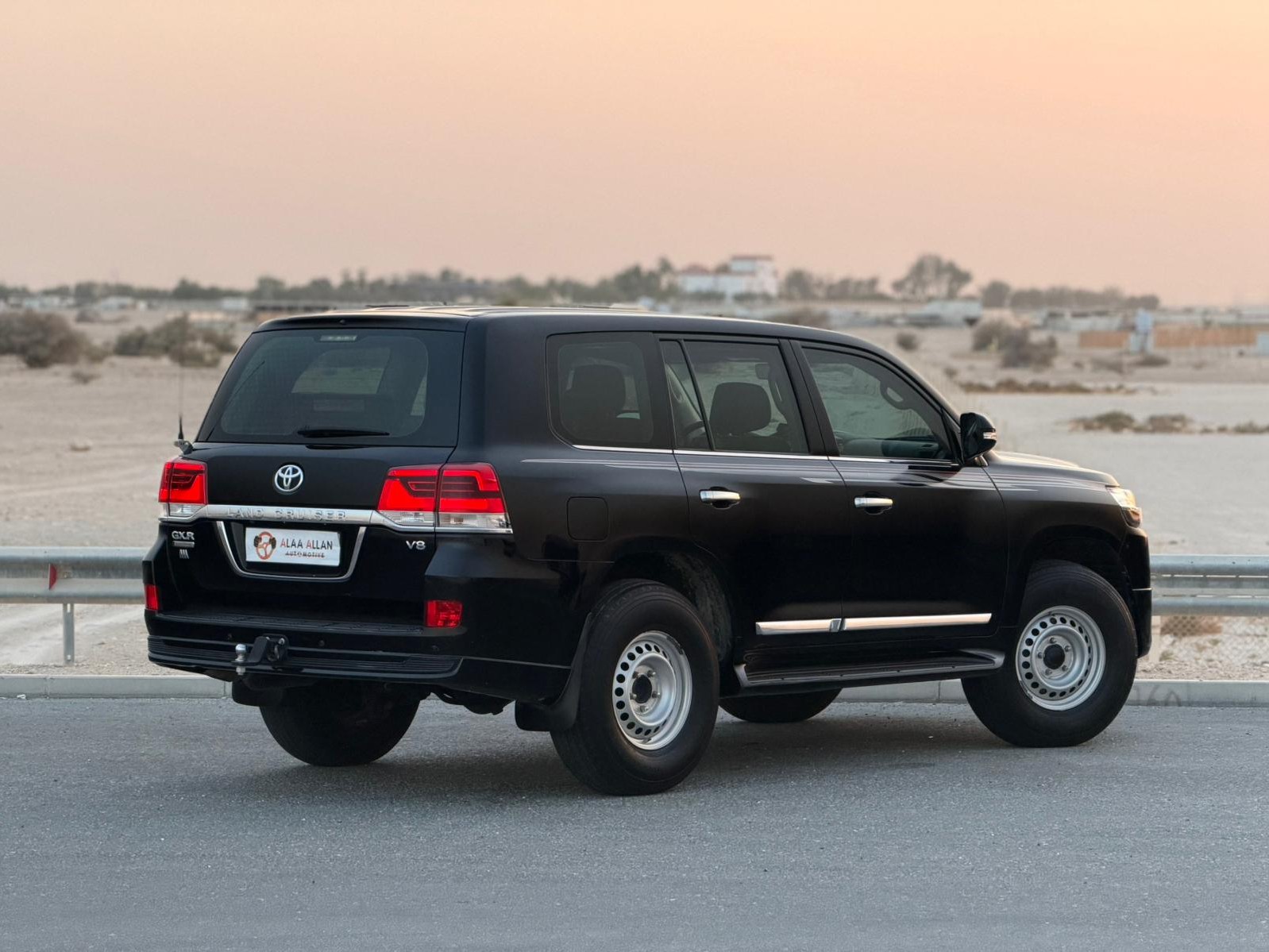 Toyota Land Cruiser GX.R 2021 - Image 4