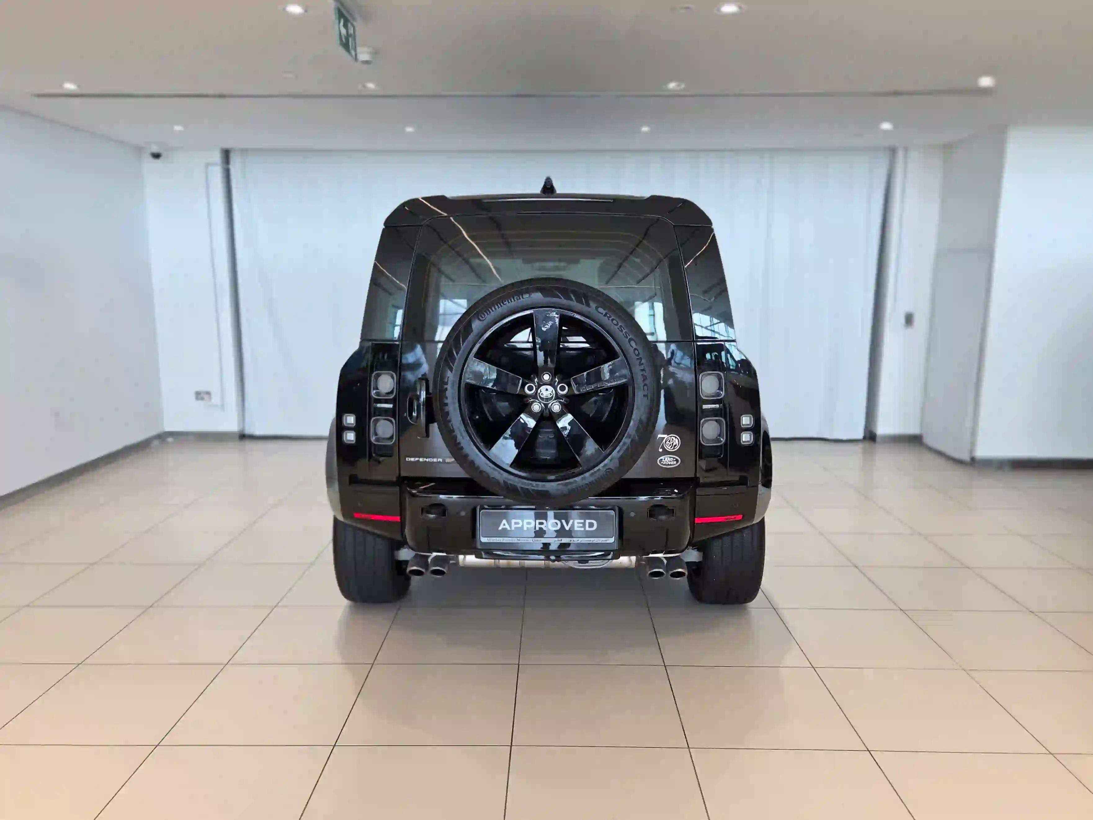 Land Rover Defender 110 5.0 X V8 2022 - Image 2