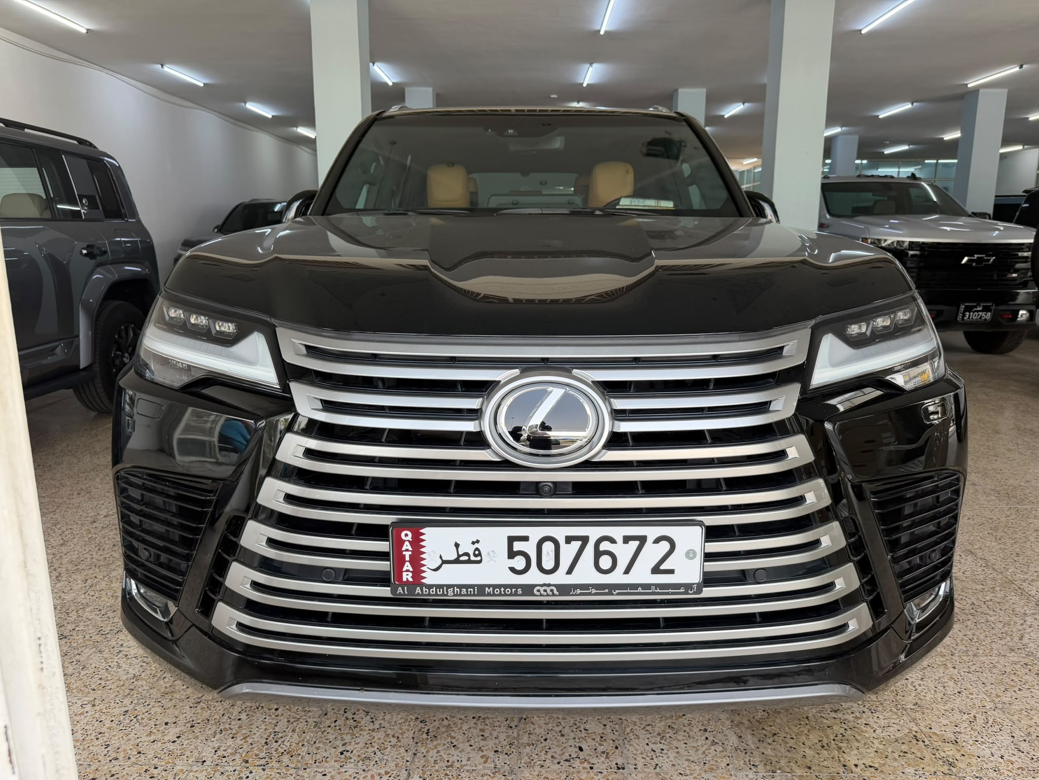 Lexus LX 600 Luxury  2023 - Image 2