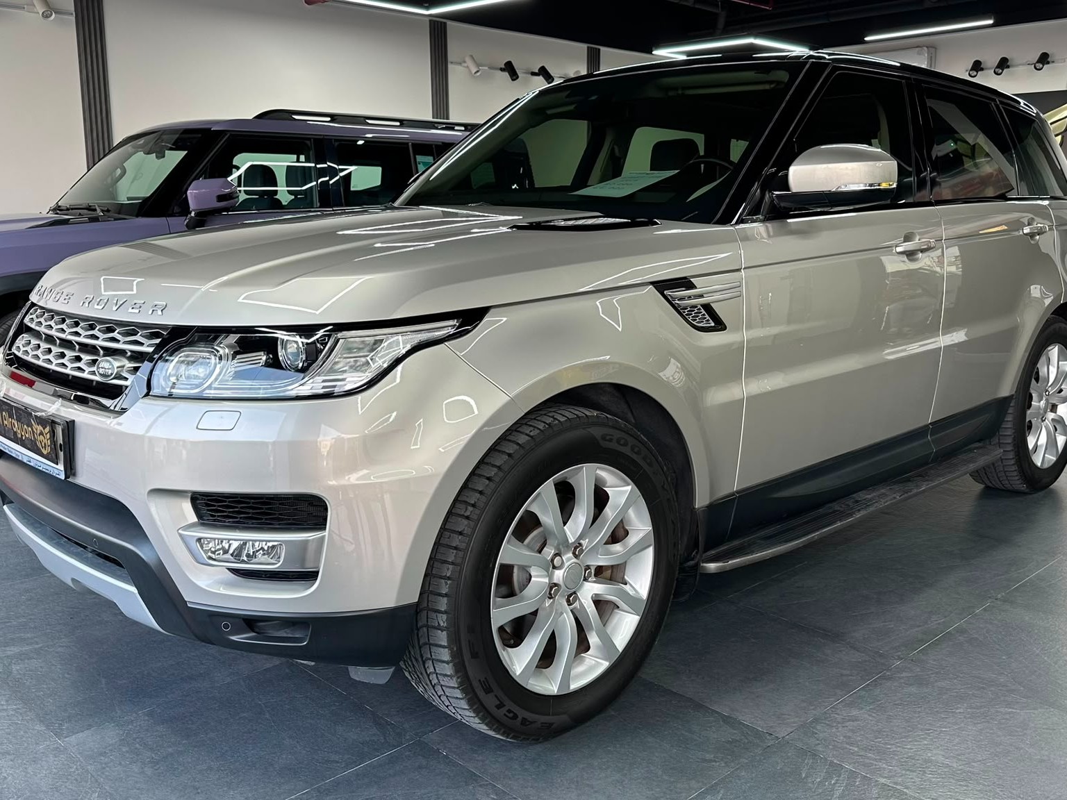 Land Rover Range Rover Sport 2015 - Image 2