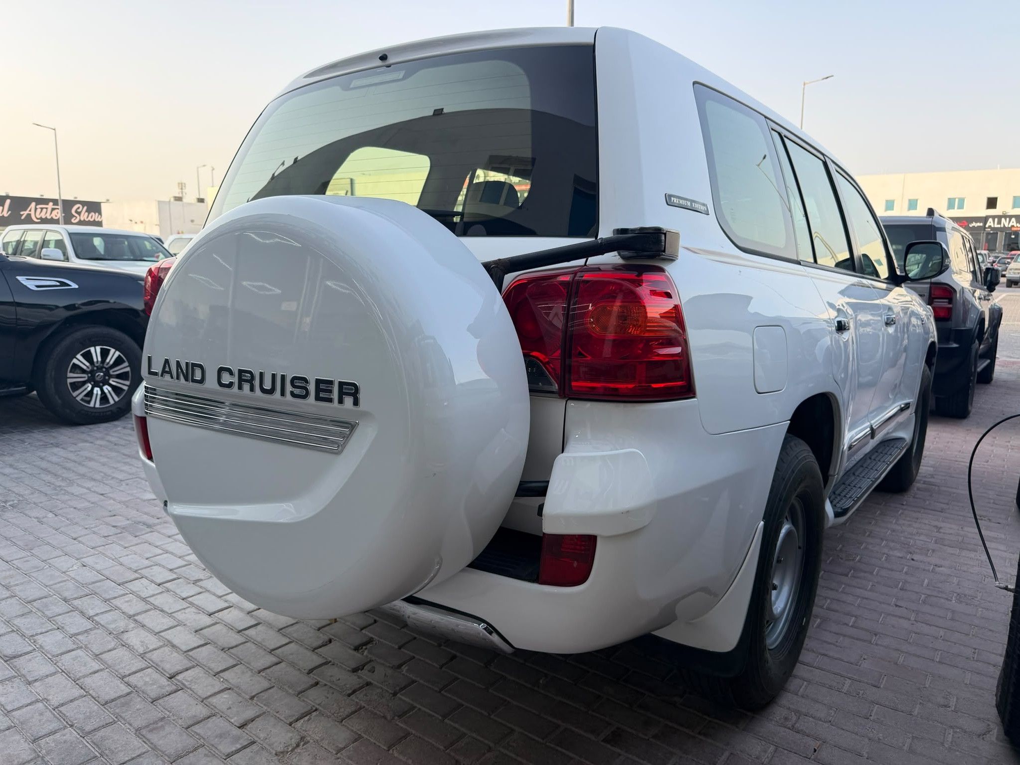 Toyota Land Cruiser VX.R 2012 - Image 3