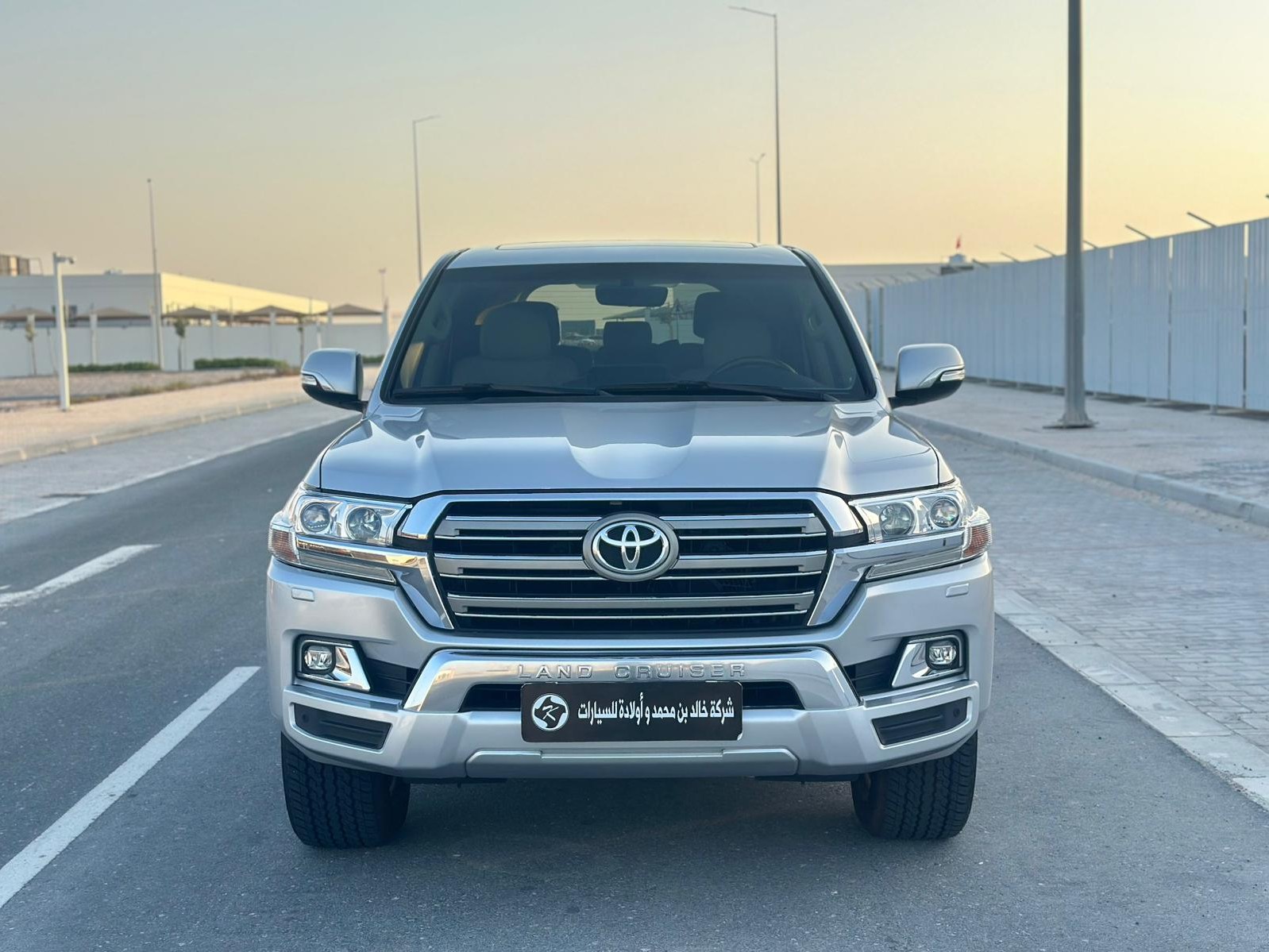 تويوتا لاند كروزر جي اكس.ار 2018 - Image 1