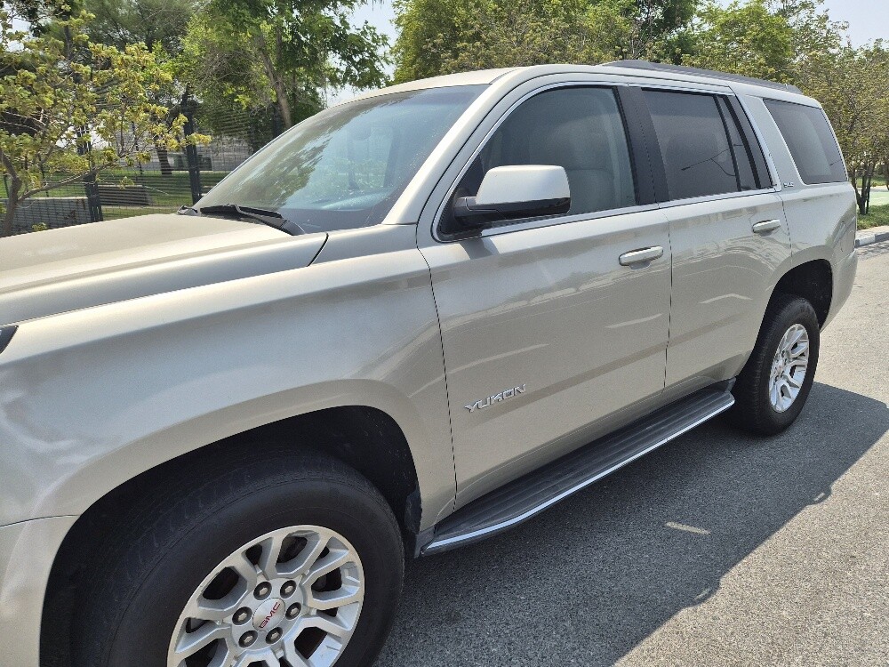 GMC Yukon 2016 - Image 2