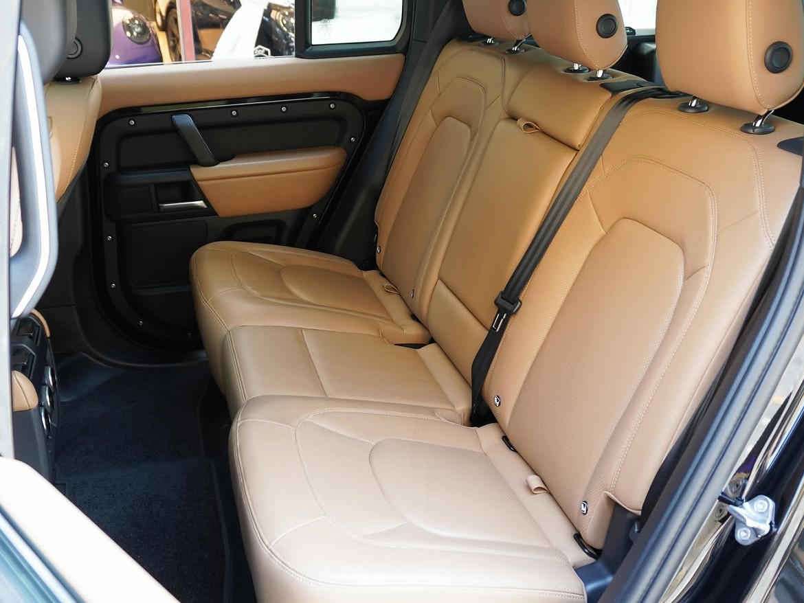 Land Rover Defender 110 X 2025 - Image 4