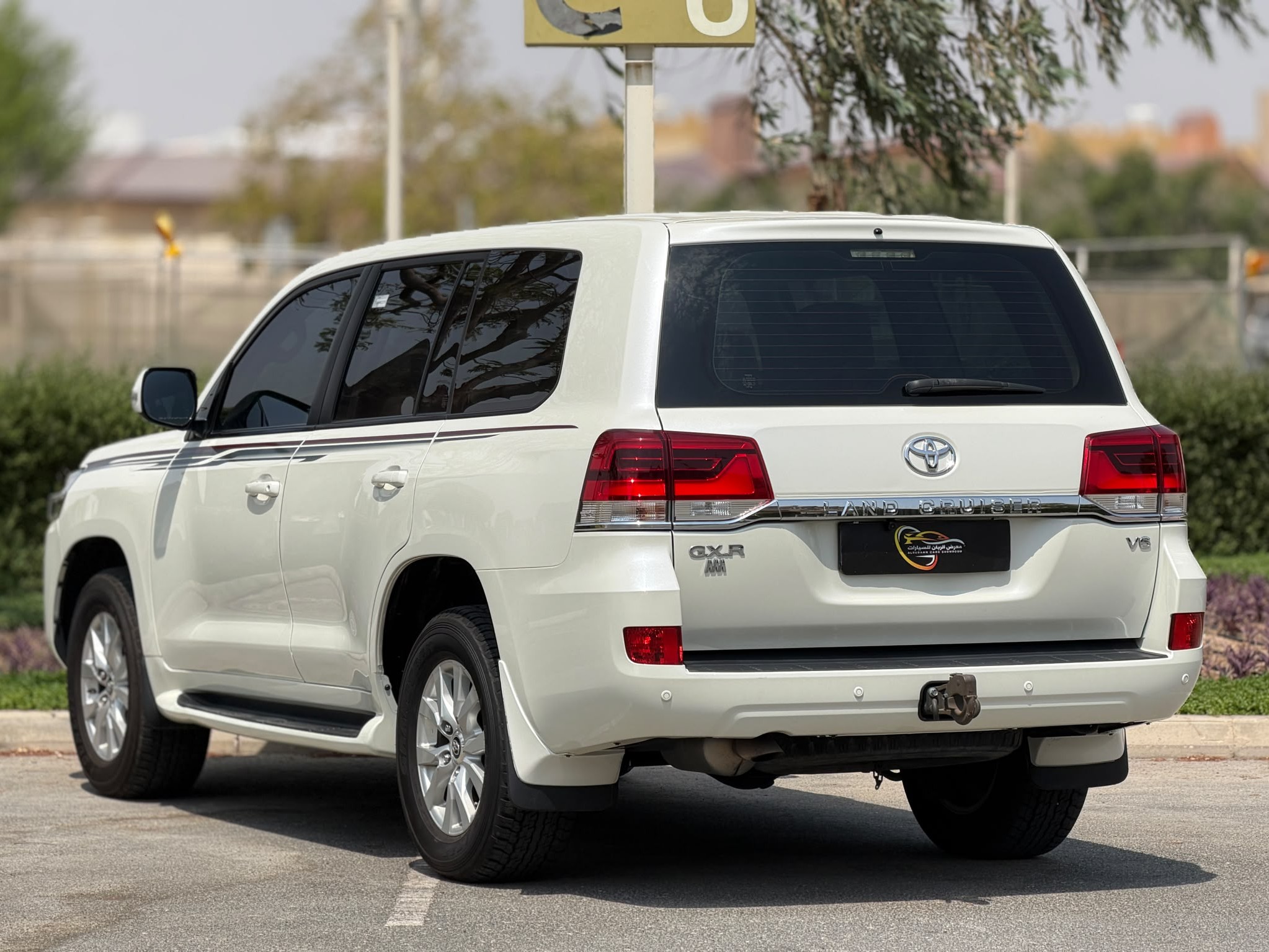 Toyota Land Cruiser GXR v6 2021 - Image 4
