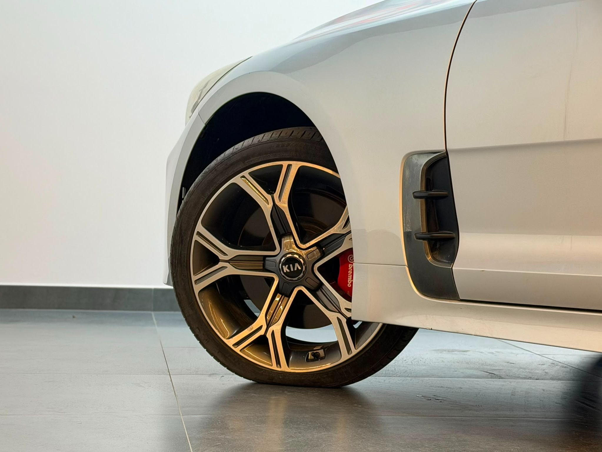 Kia stinger GT 2018 - Image 3