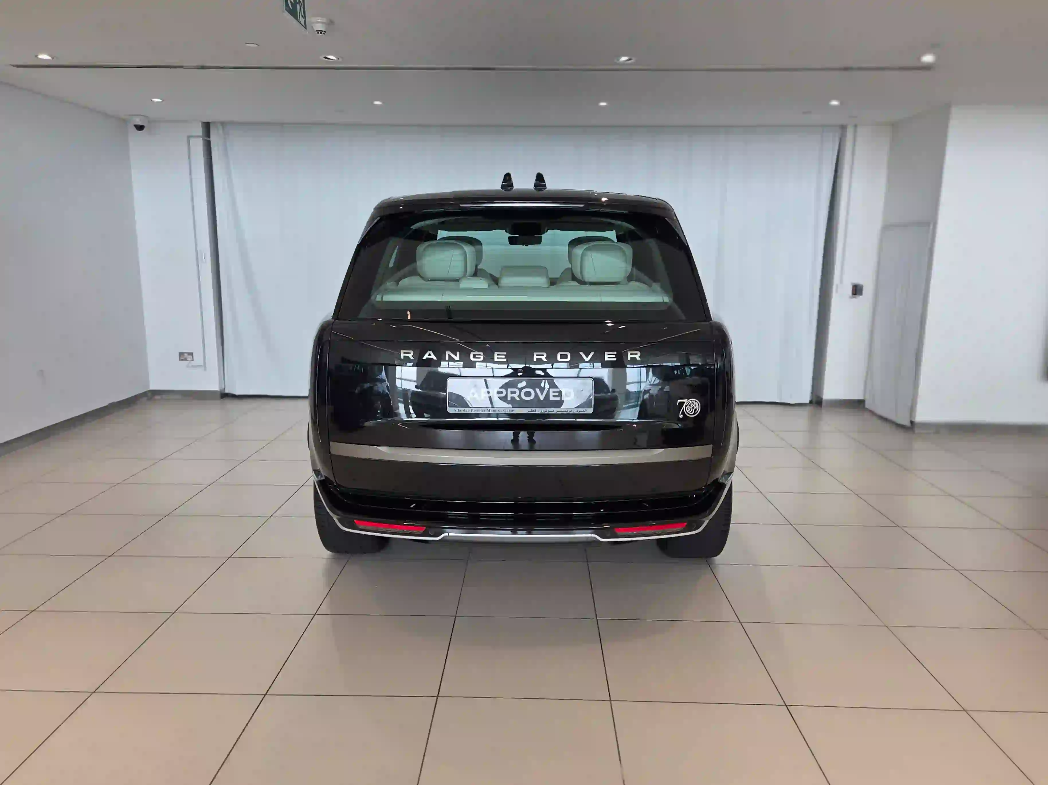 Land Rover Range Rover 4.4 V8 Autobiography 2025 - Image 2