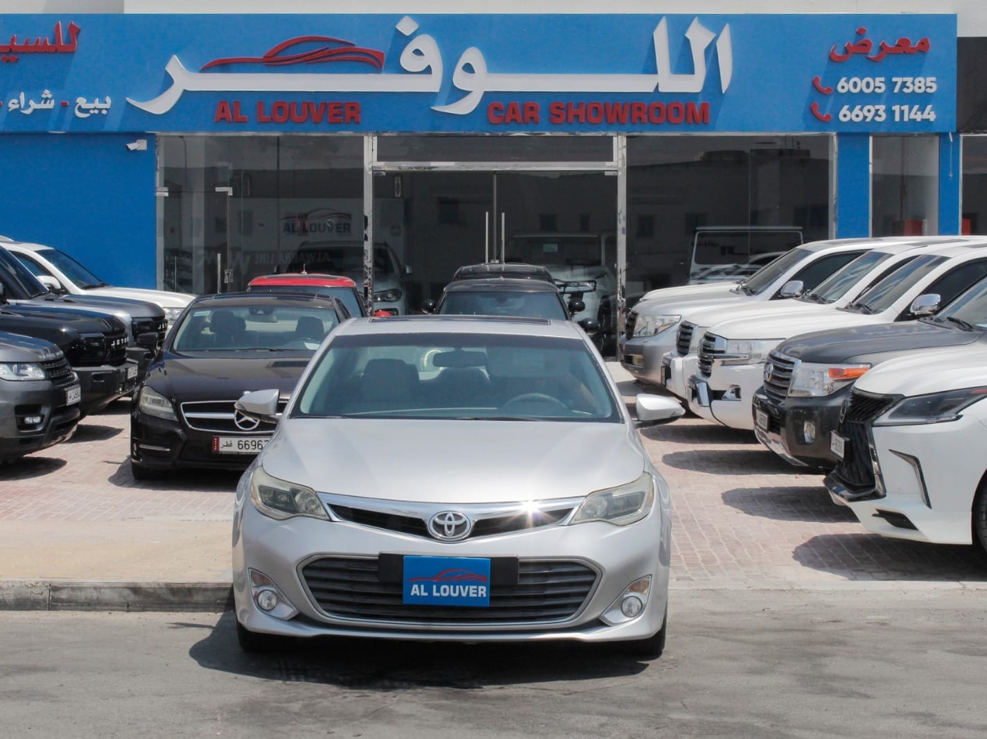 تويوتا أفالون 2014