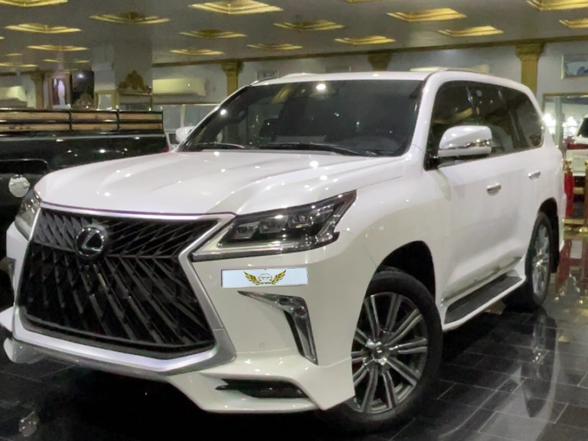 Lexus LX 570 S 2016 - Image 1