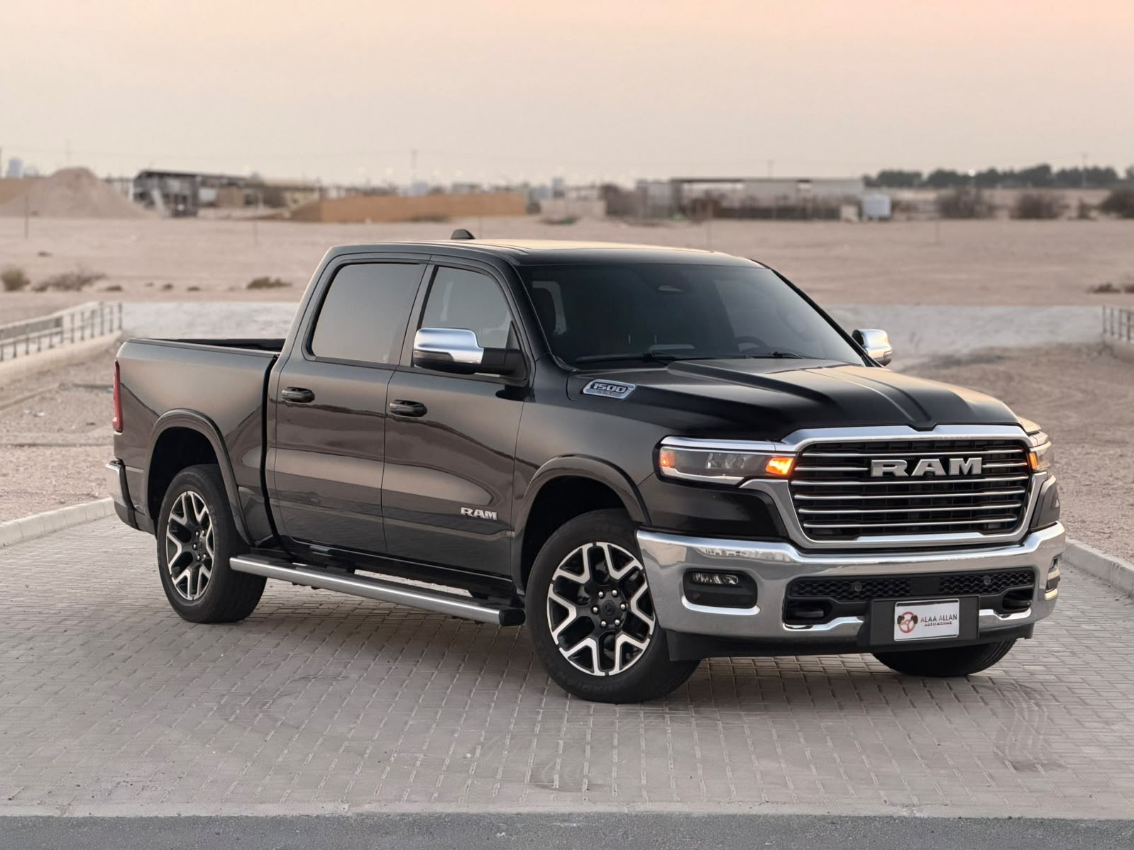 Dodge Ram Laramie 2025
