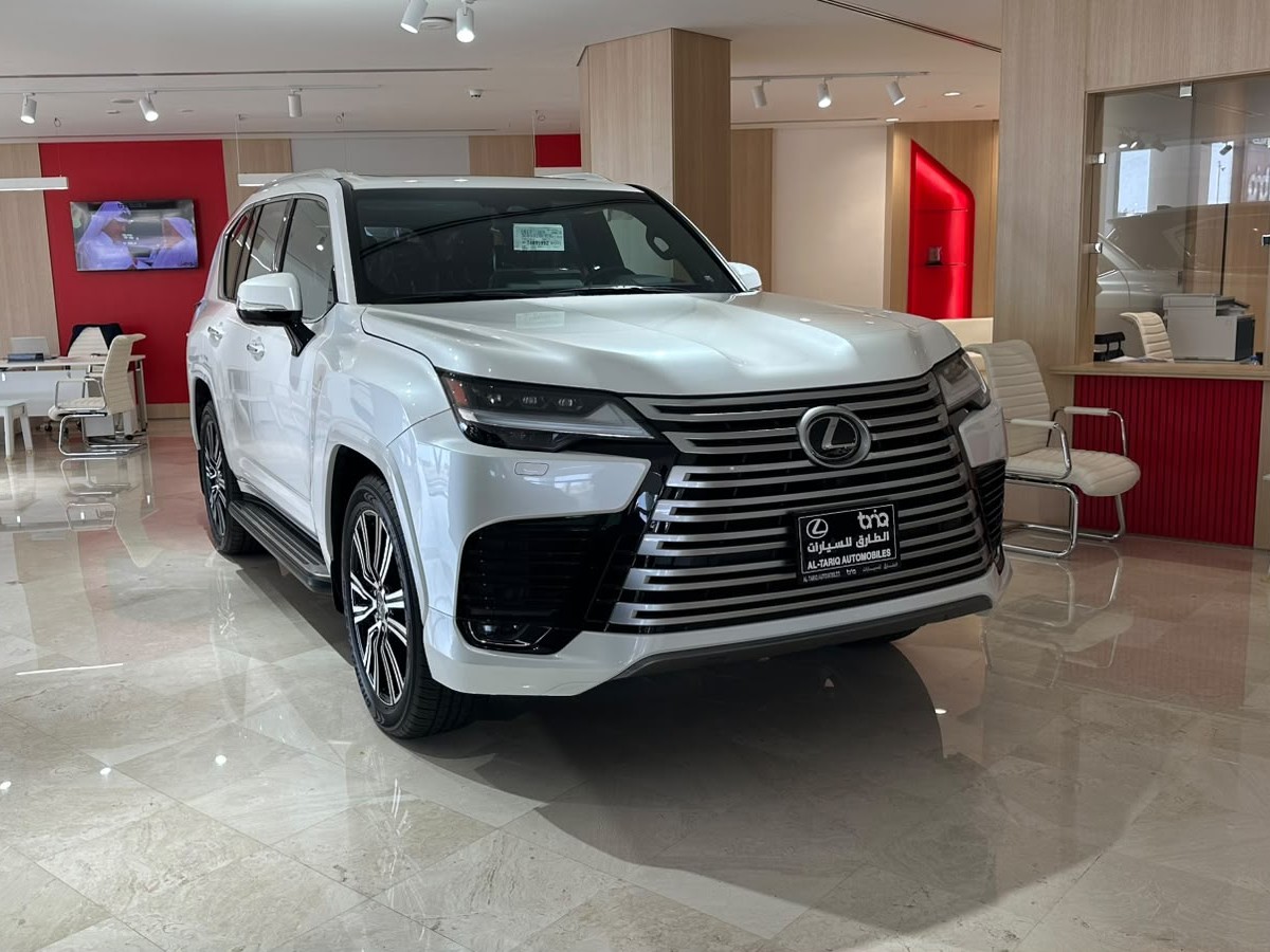 Lexus LX 600 Luxury  2026