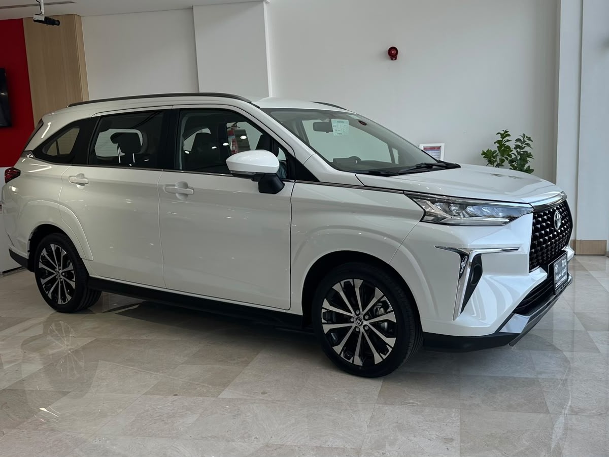 Toyota veloz 2026